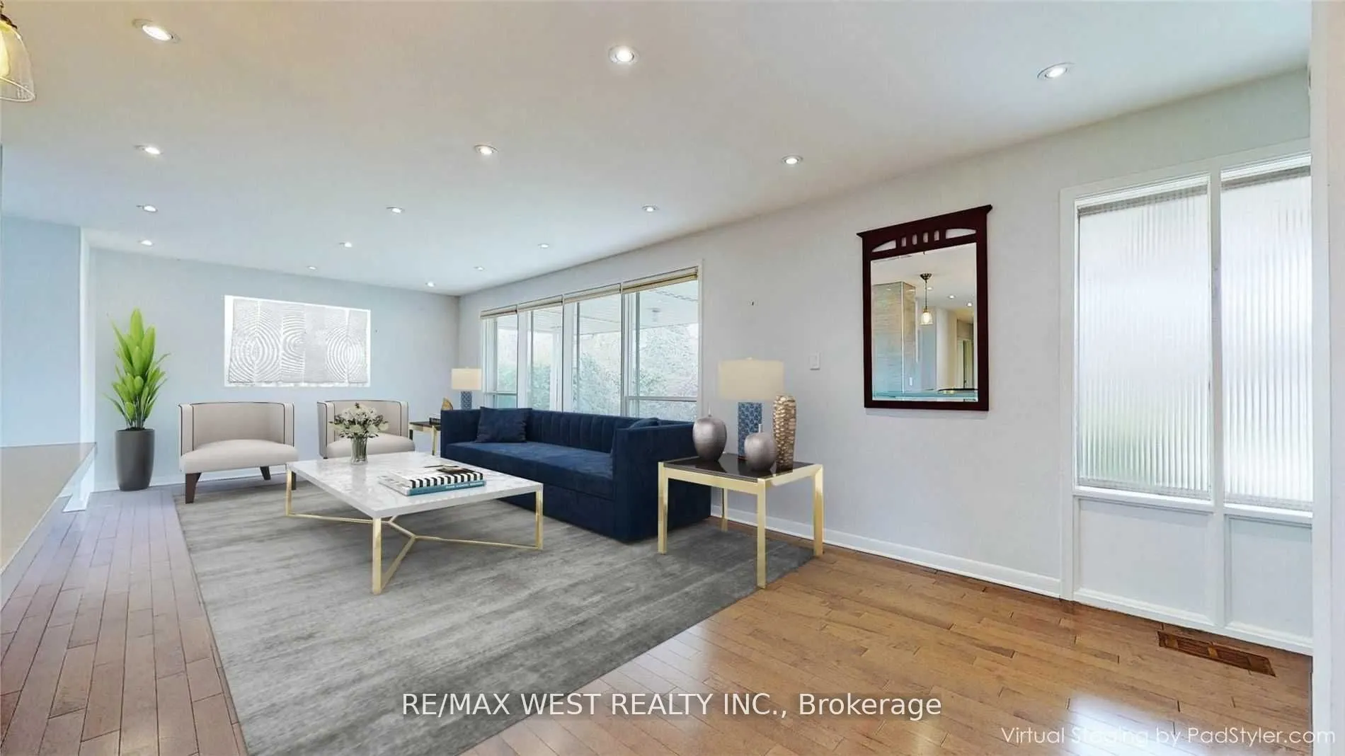 24 Oldham Road, #Main
