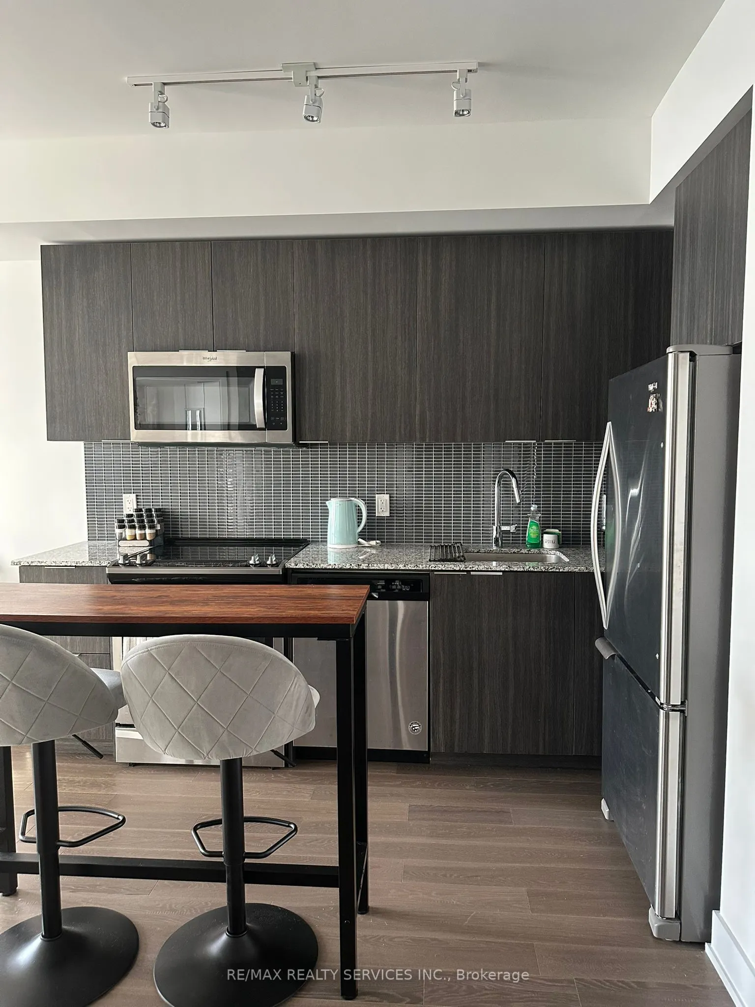 30 Shore Breeze Drive, #5009