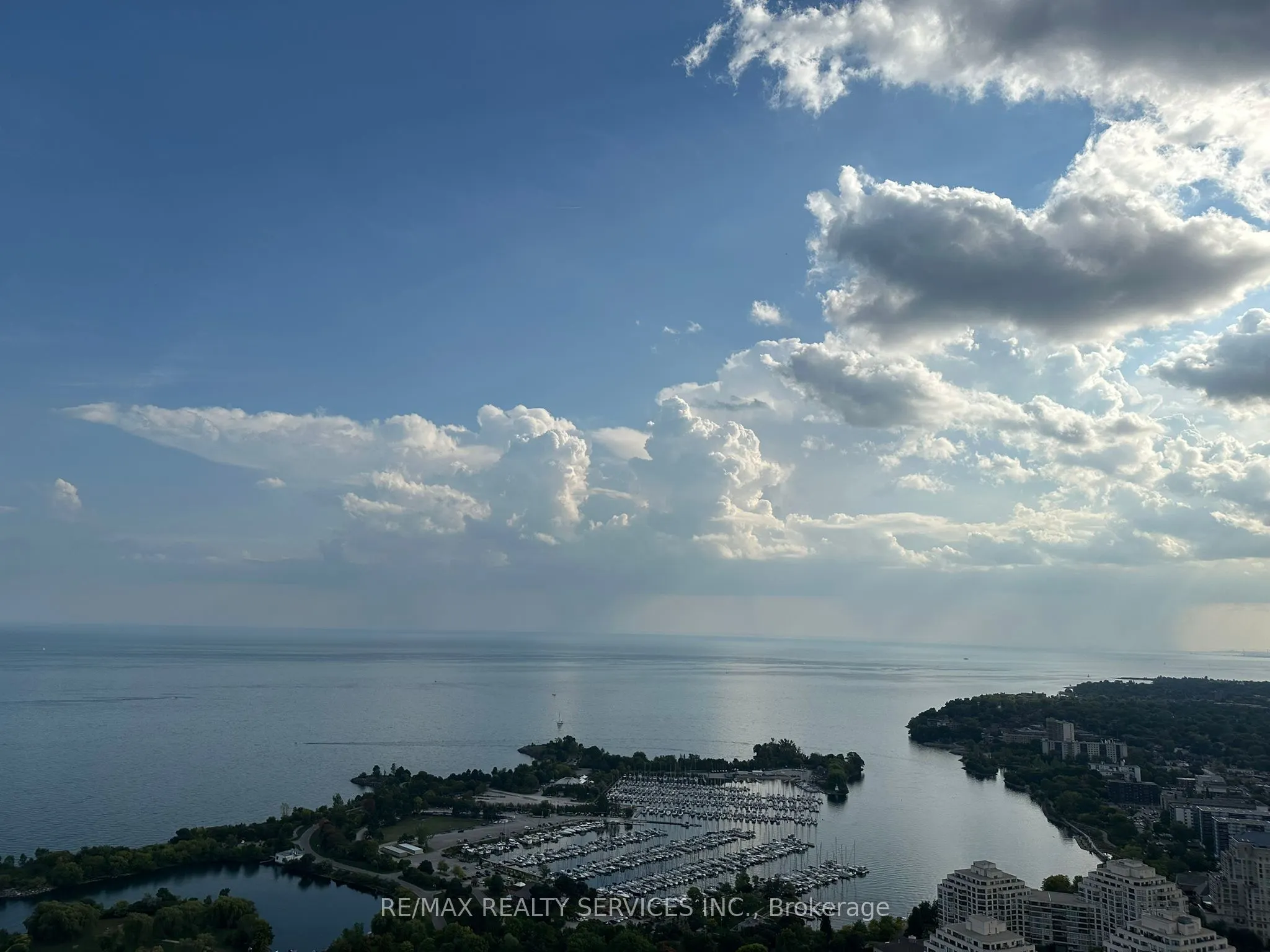 30 Shore Breeze Drive, #5009