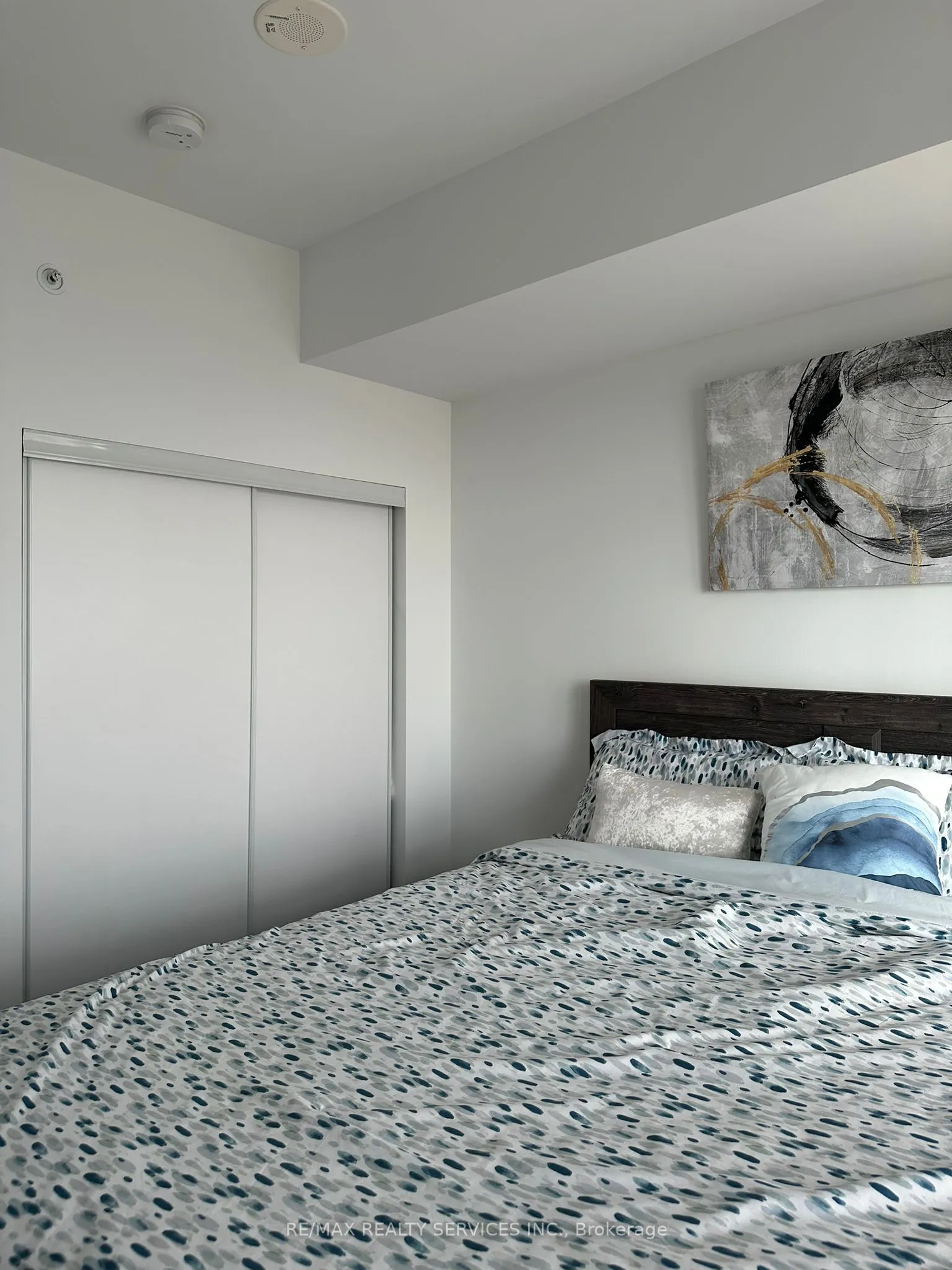 30 Shore Breeze Drive, #5009