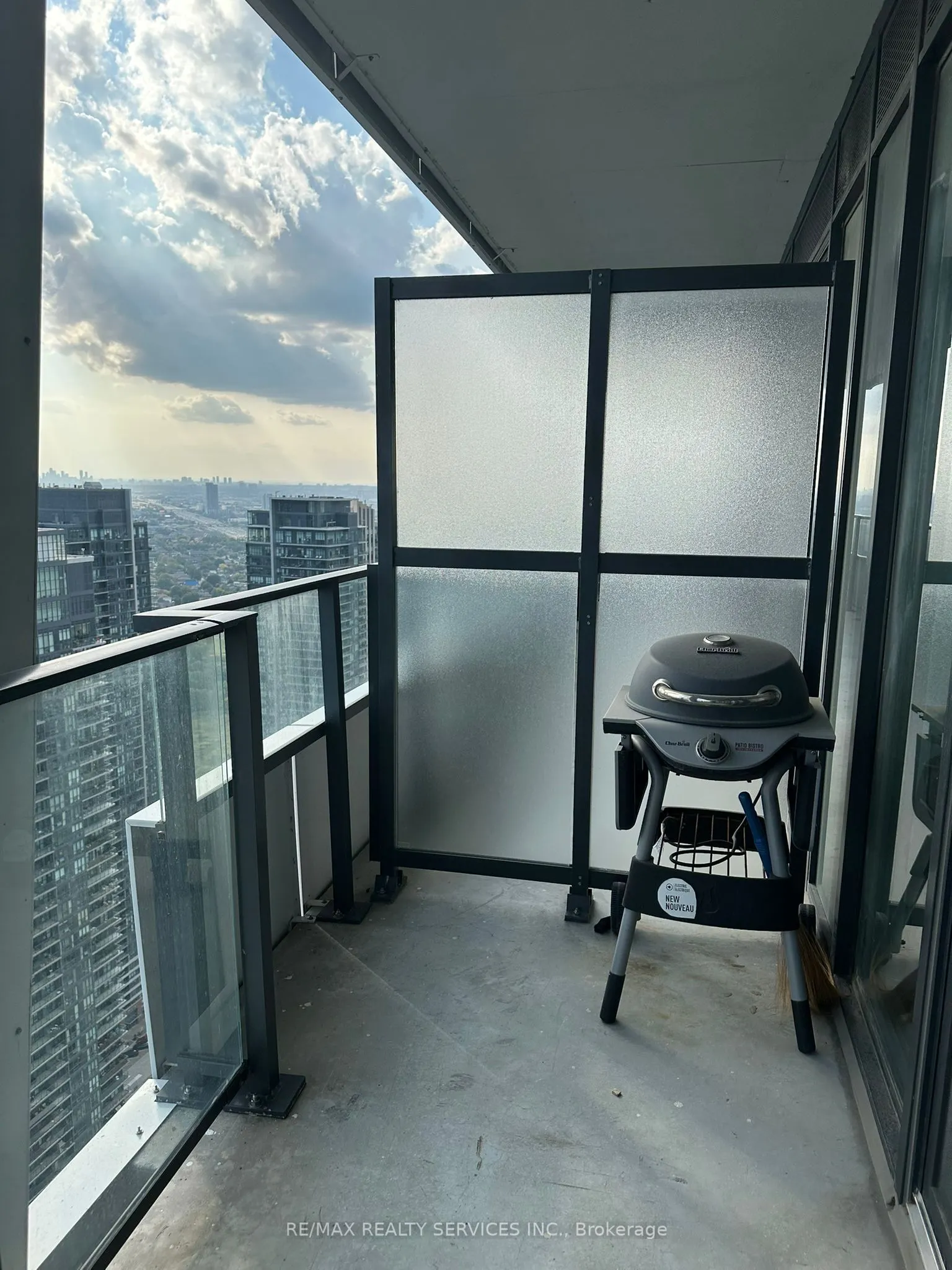 30 Shore Breeze Drive, #5009