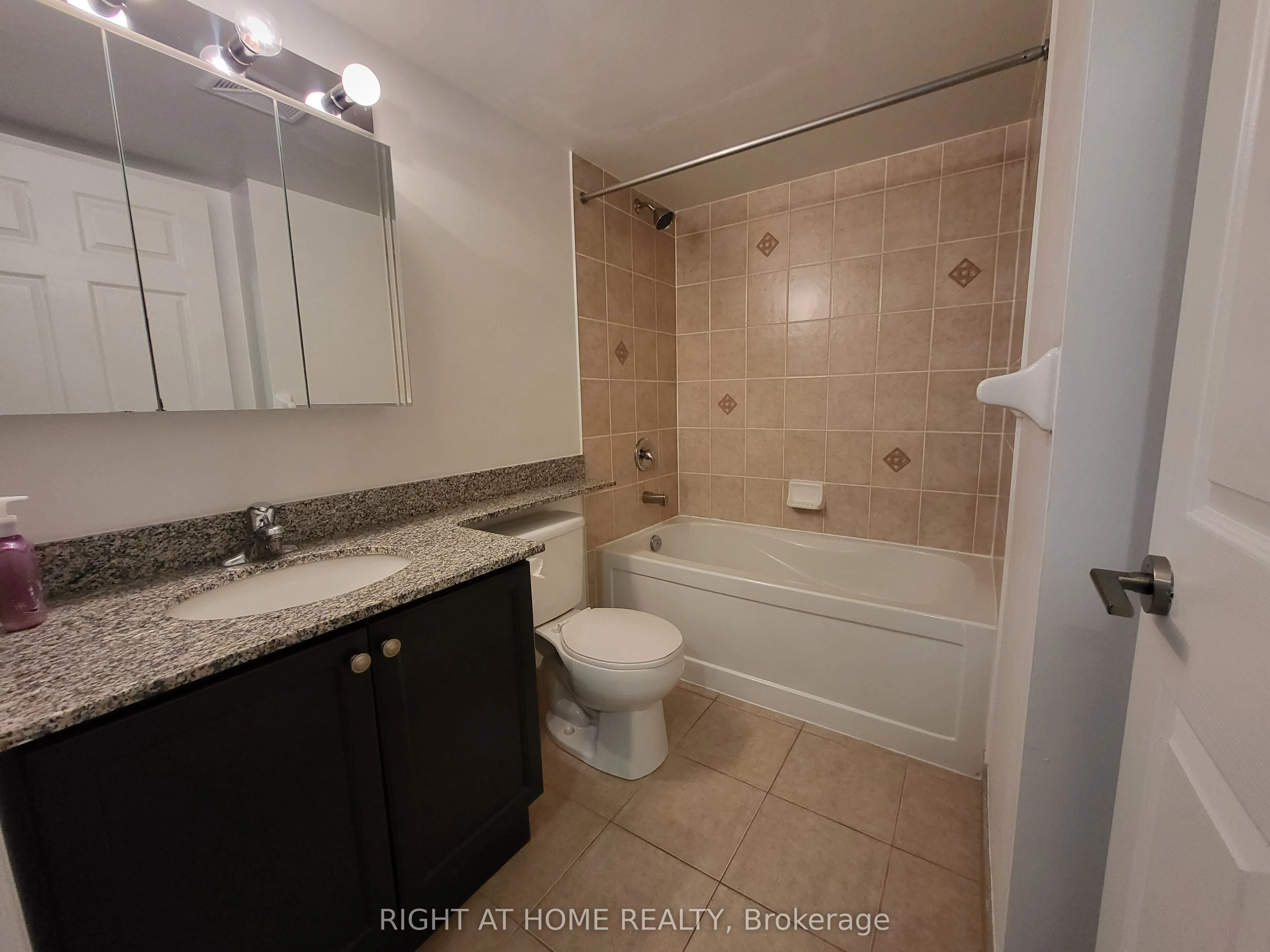 3 Michael Power Place, #1403