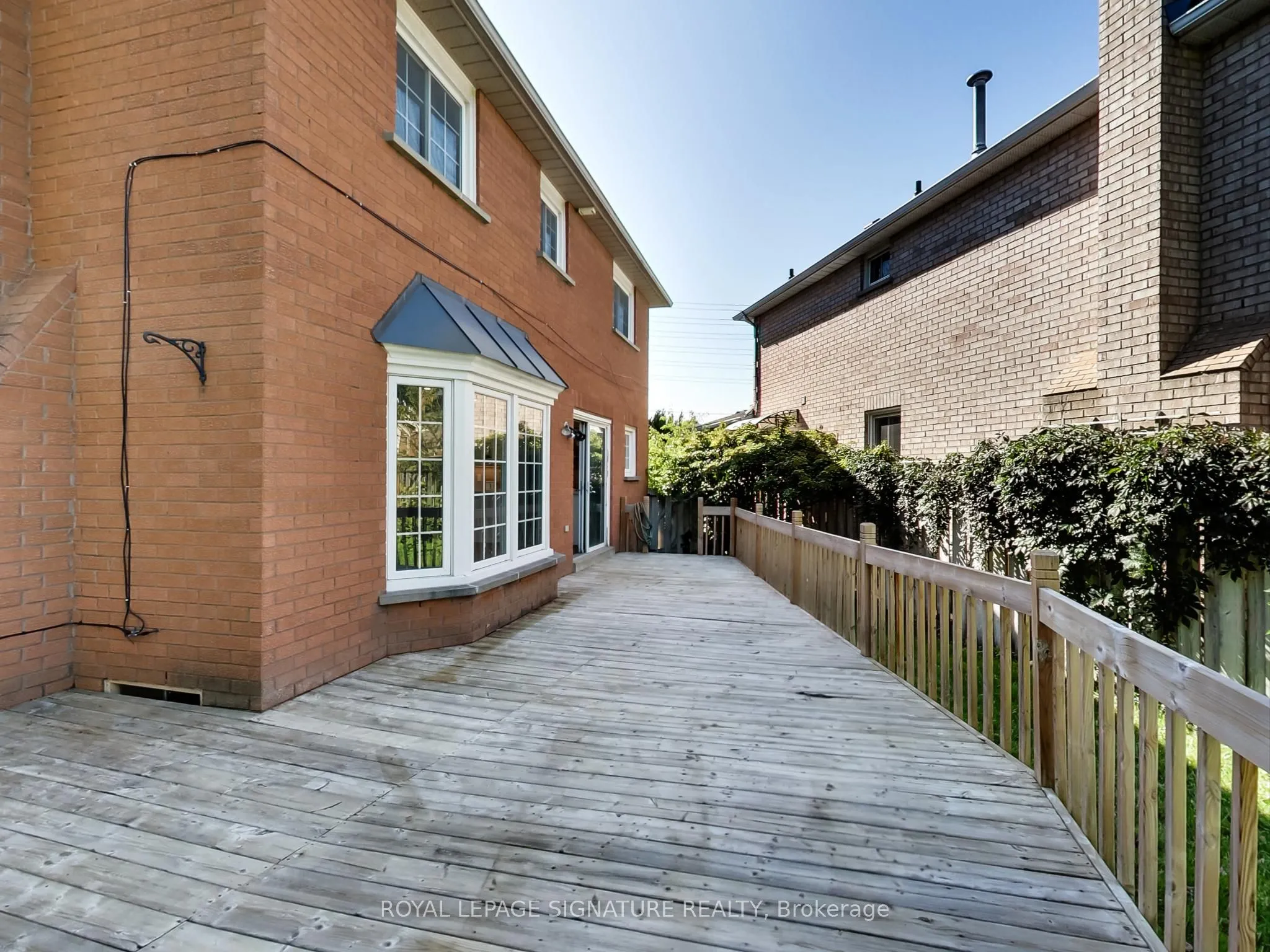 4342 Violet Road