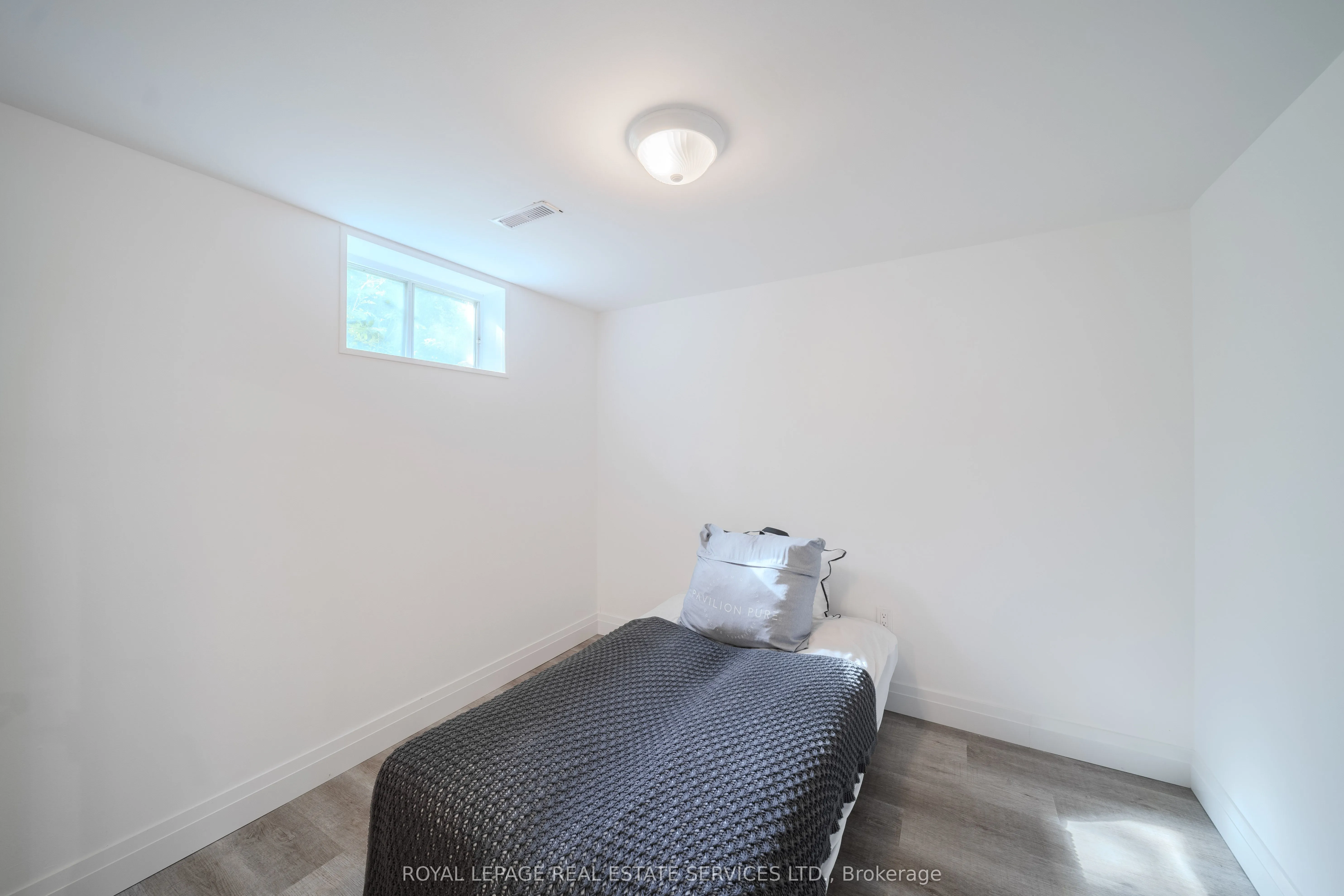 260 Oriole Court