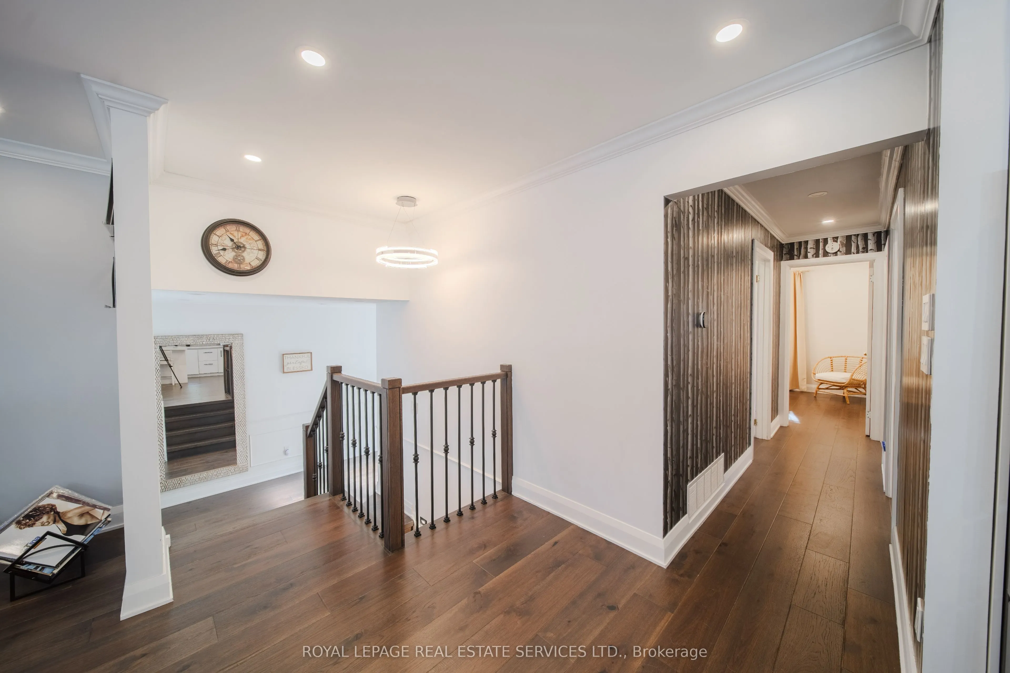260 Oriole Court