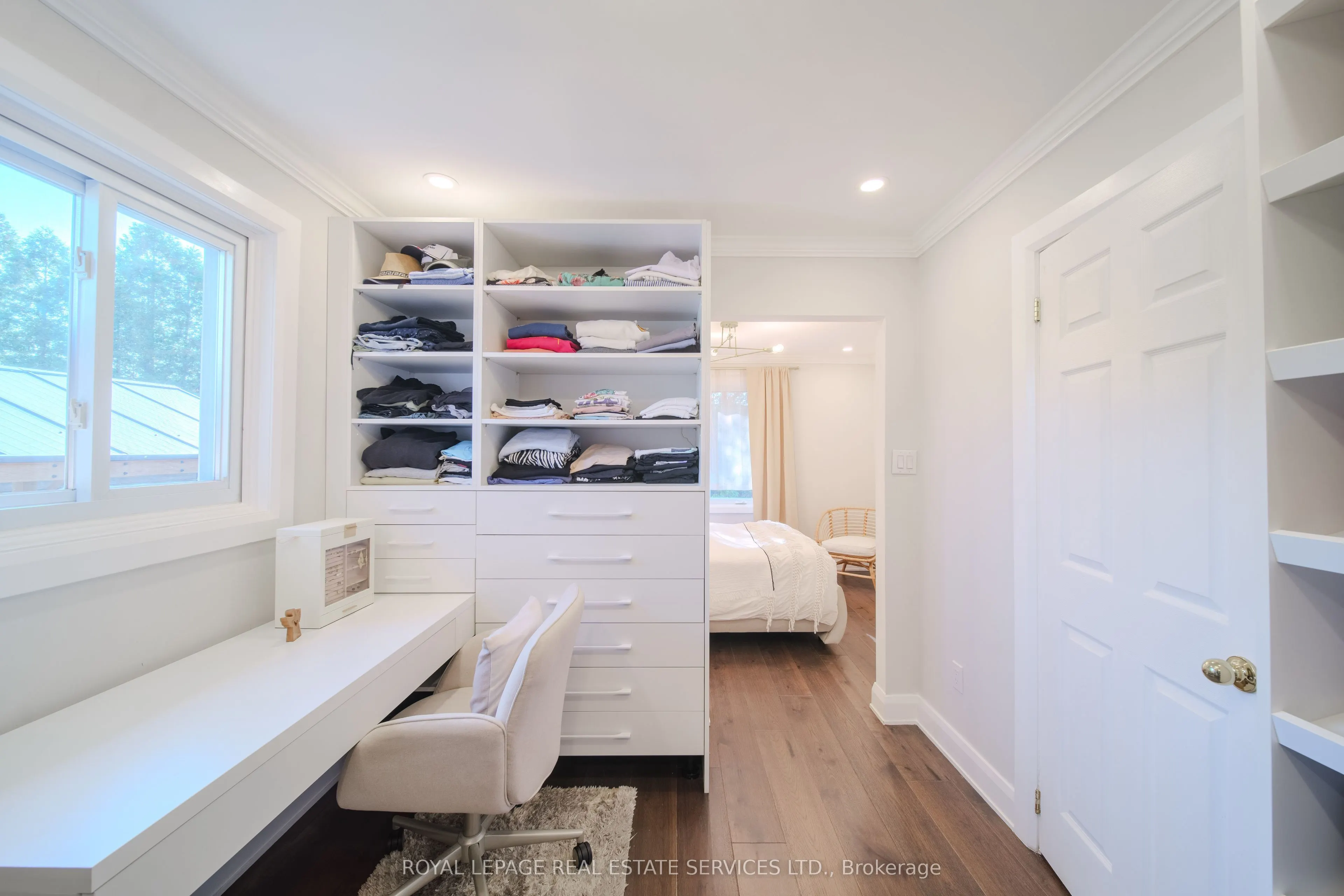 260 Oriole Court
