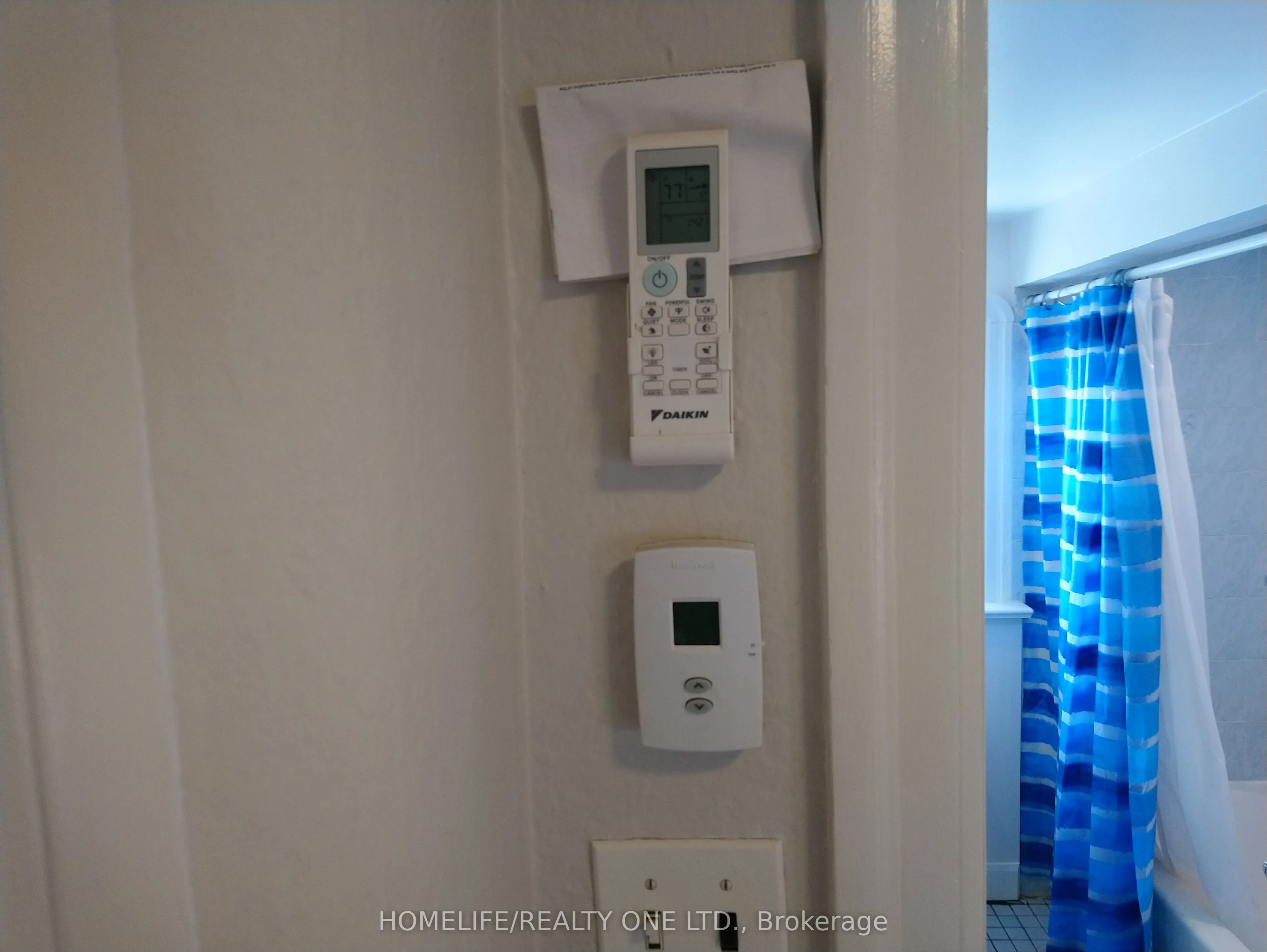 2301 Eglinton Avenue W, #2