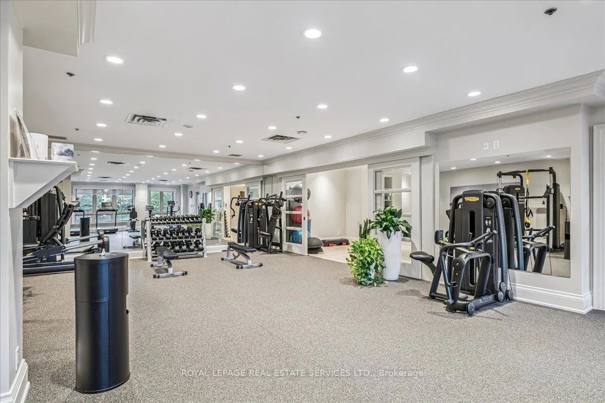 111 Forsythe Street, #401