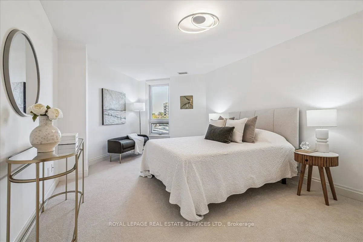 111 Forsythe Street, #401