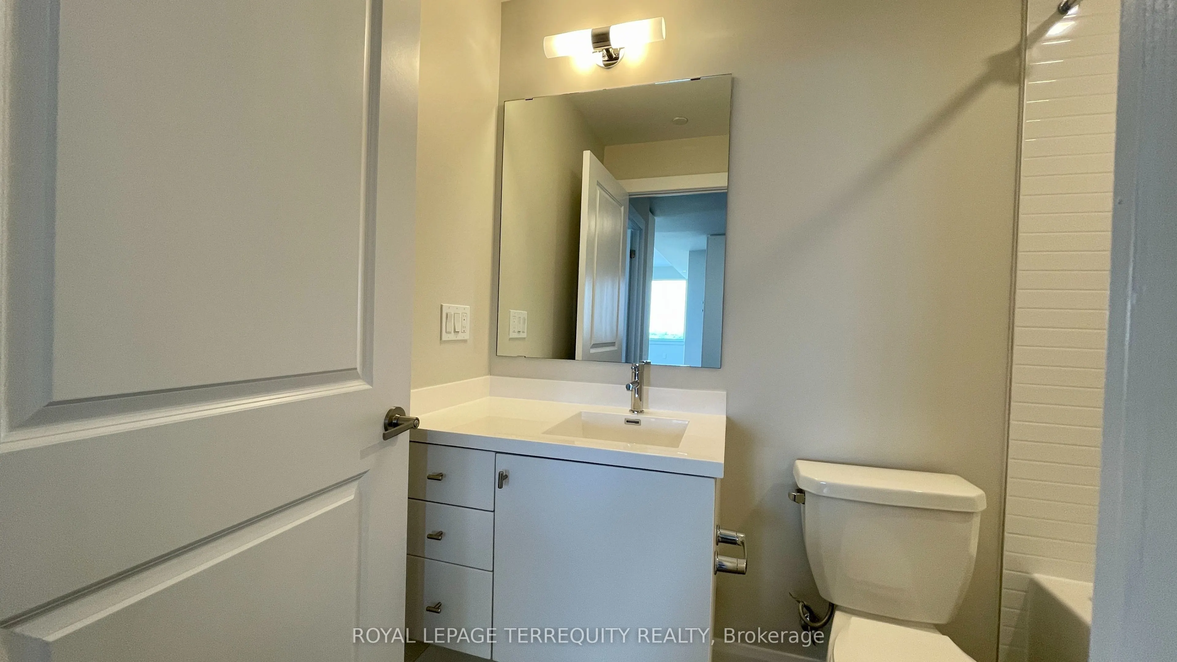 3200 William Coltson Avenue, #1202