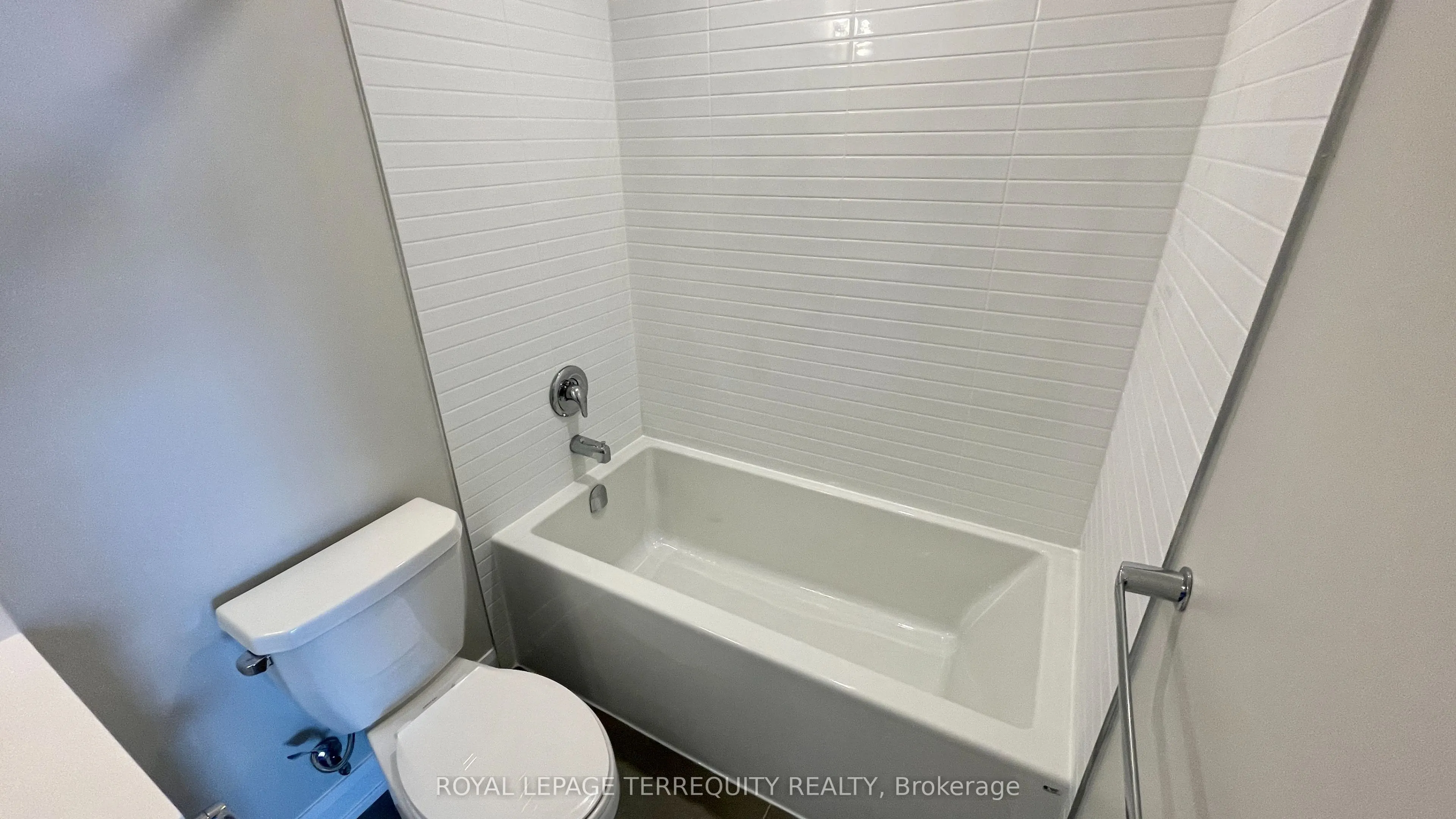 3200 William Coltson Avenue, #1202