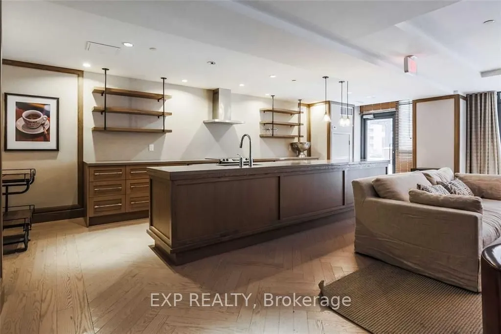 800 Lawrence Avenue W, #1919