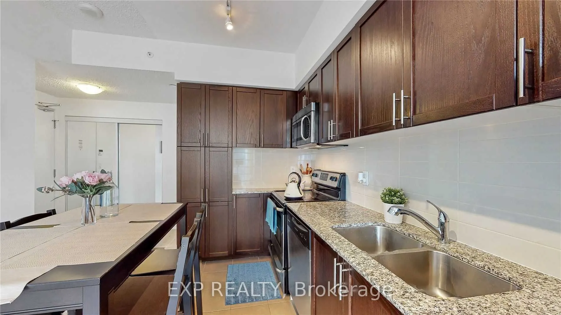 800 Lawrence Avenue W, #1919