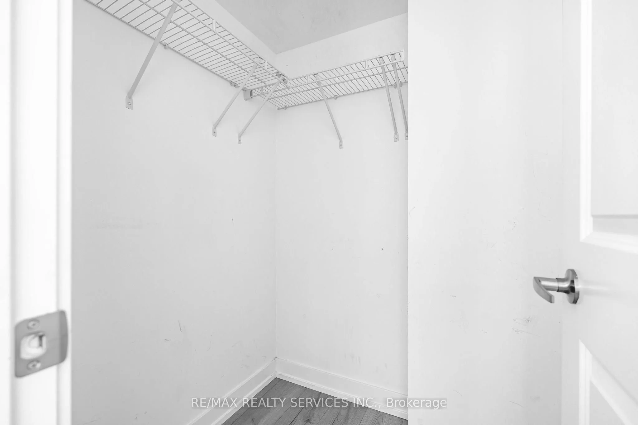 3062 Sixth Line, #342