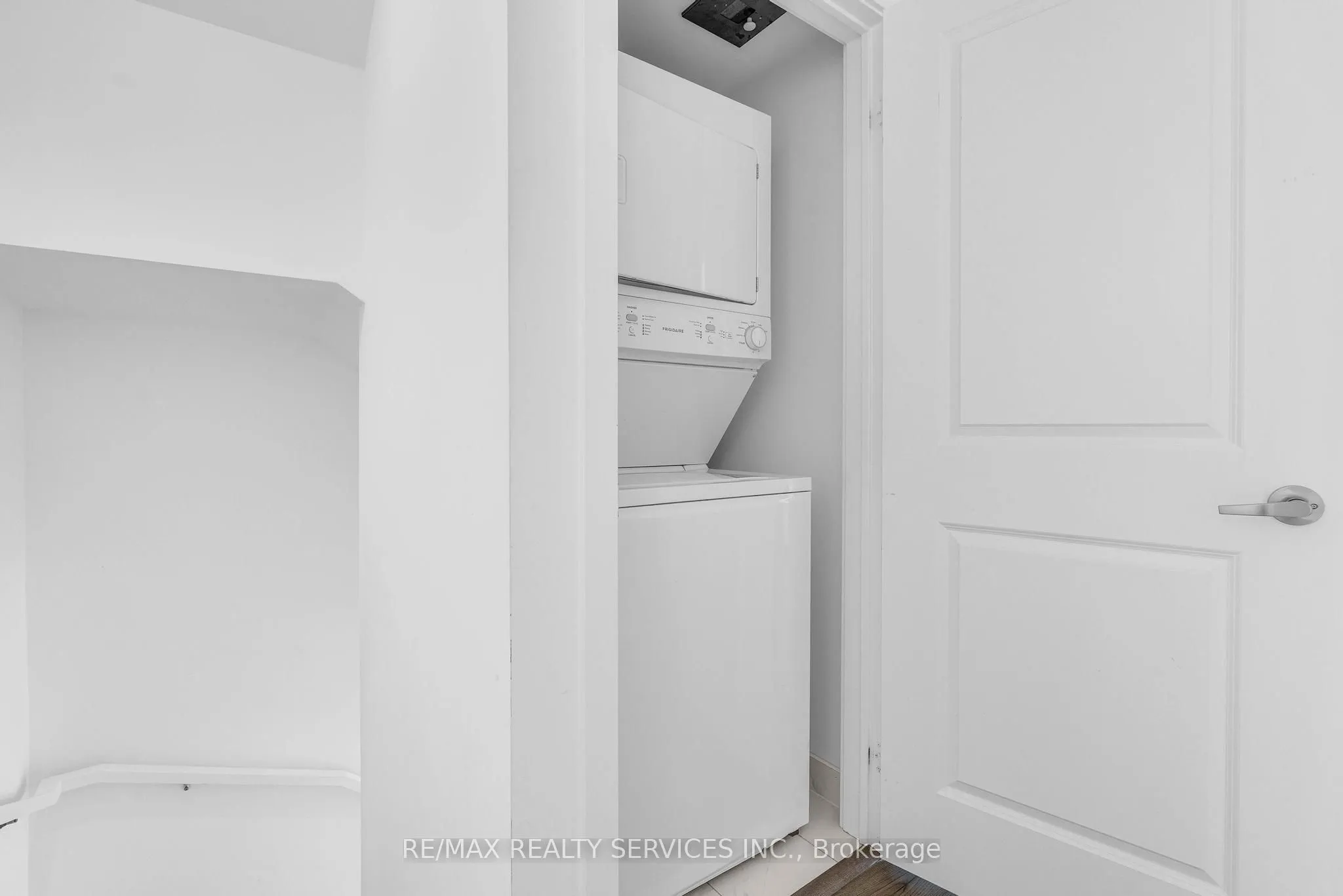 3062 Sixth Line, #342