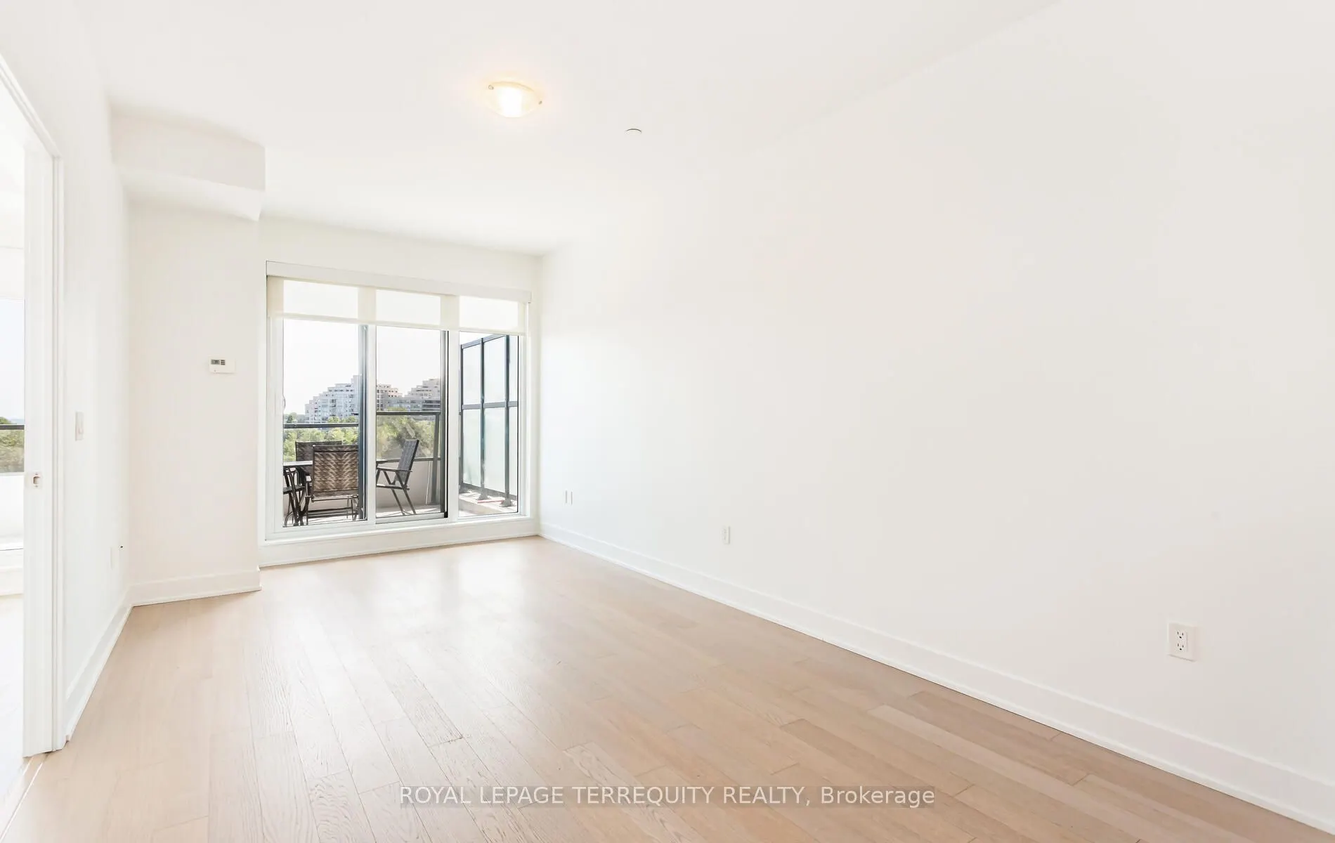 30 Shore Breeze Drive, #422
