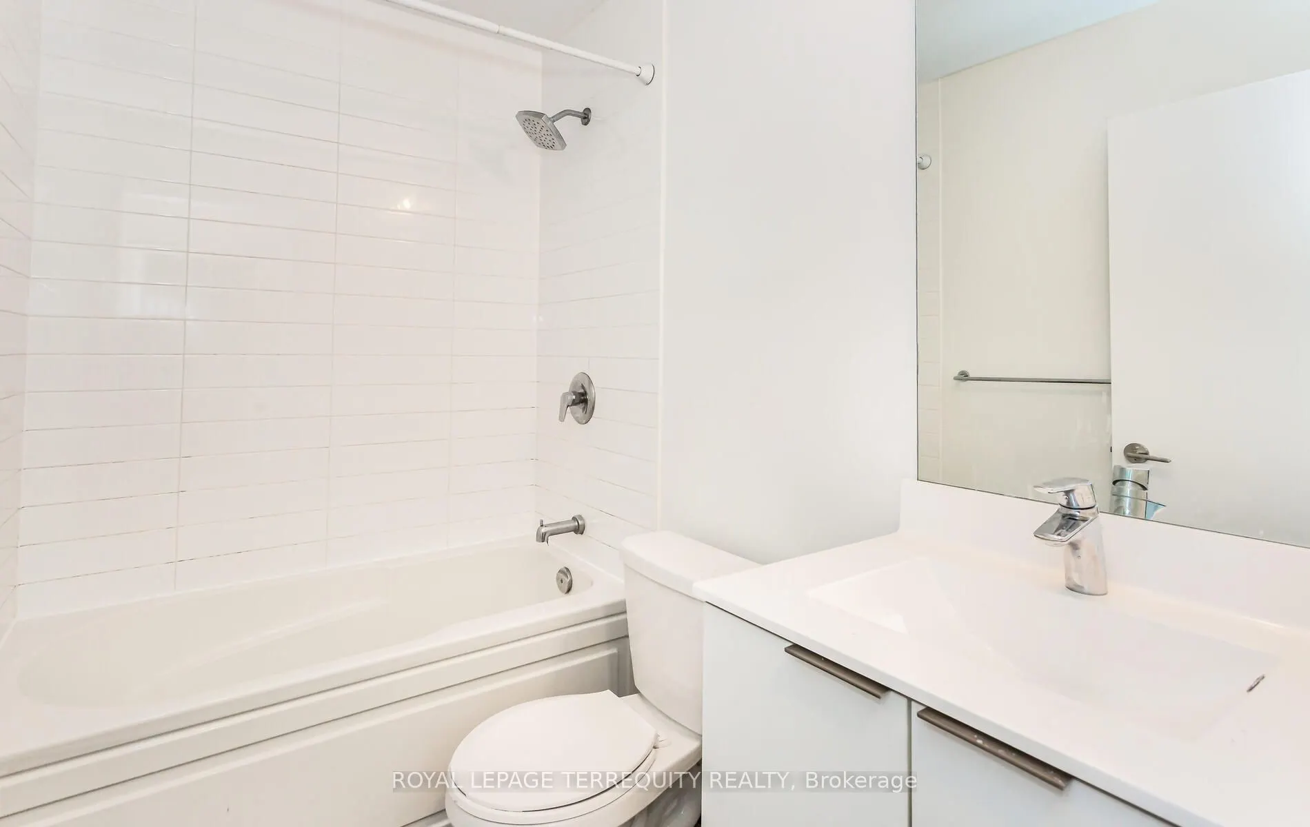 30 Shore Breeze Drive, #422