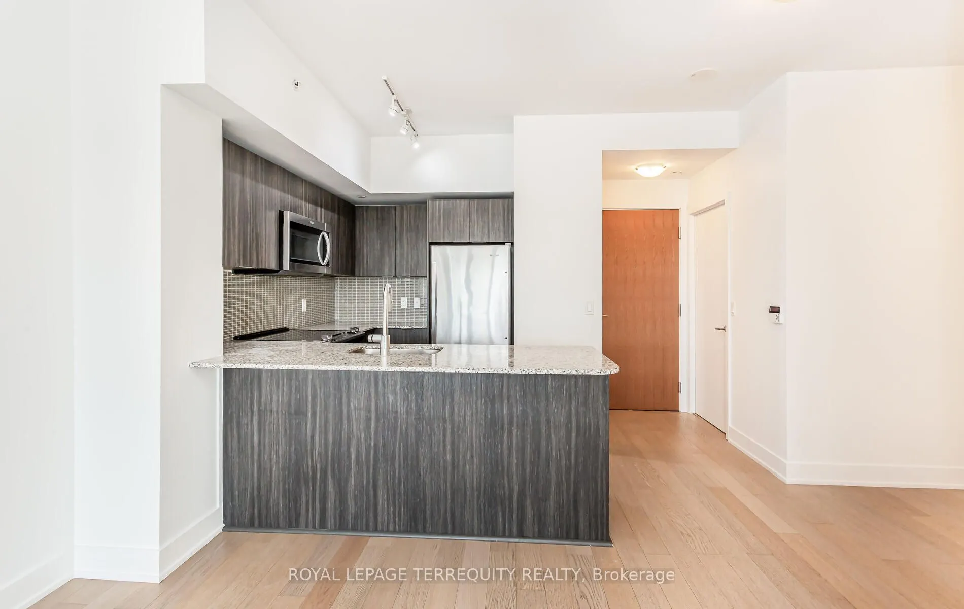 30 Shore Breeze Drive, #422