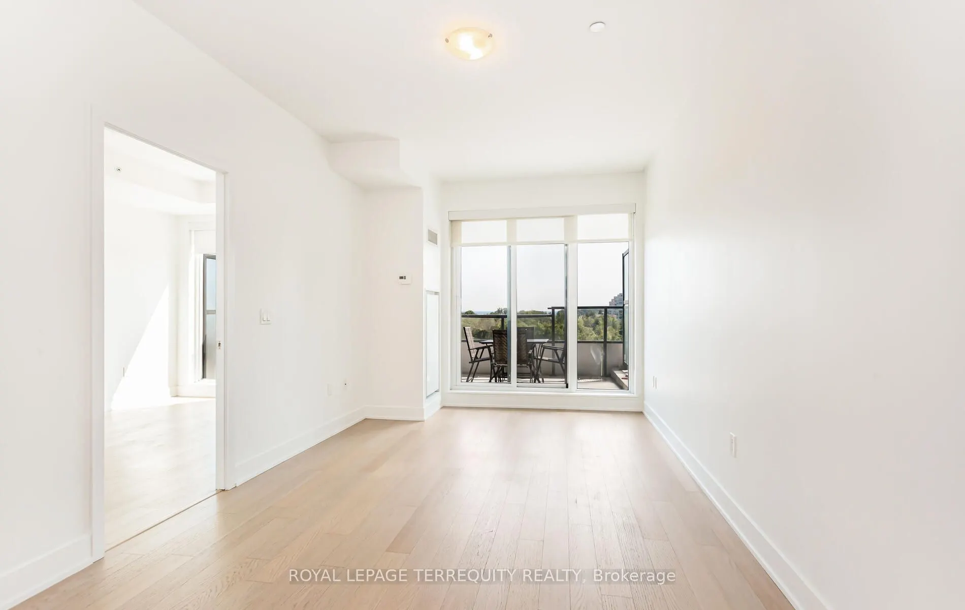 30 Shore Breeze Drive, #422