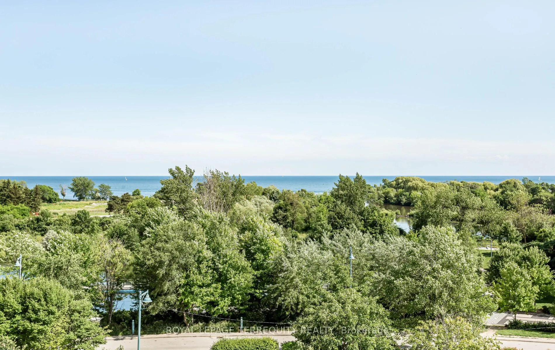 30 Shore Breeze Drive, #422