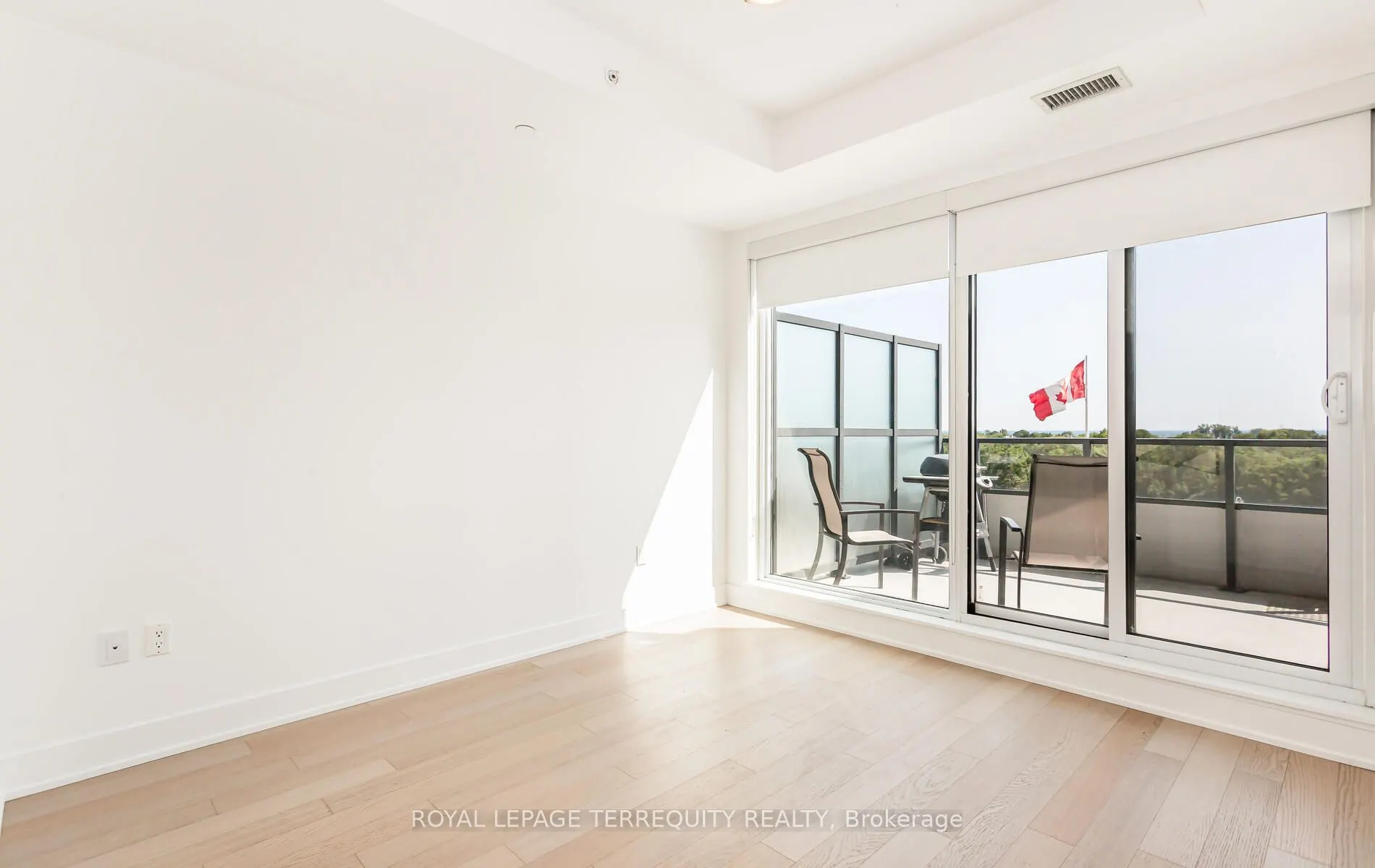 30 Shore Breeze Drive, #422