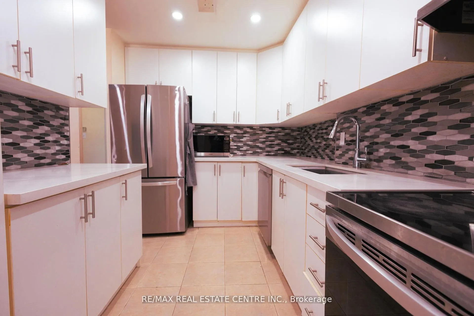 3025 THE CREDIT WOODLANDS, #250