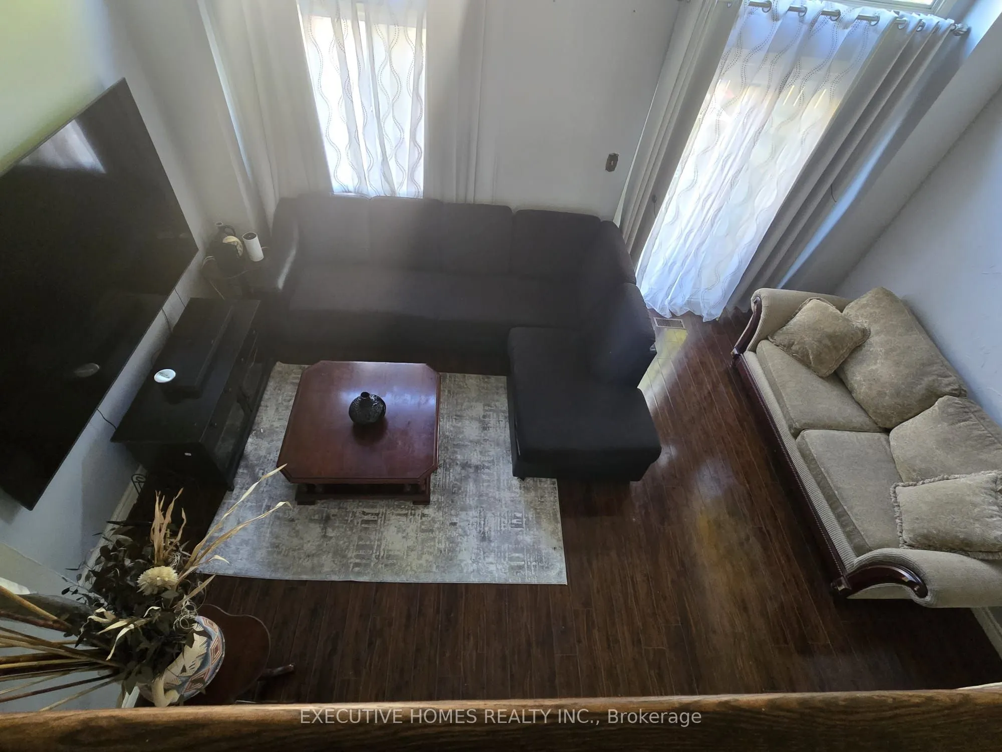 61 Collins Crescent, #60
