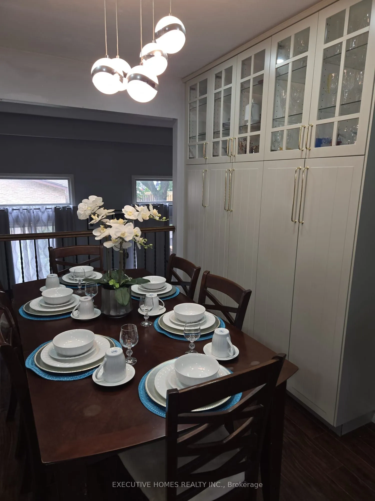 61 Collins Crescent, #60