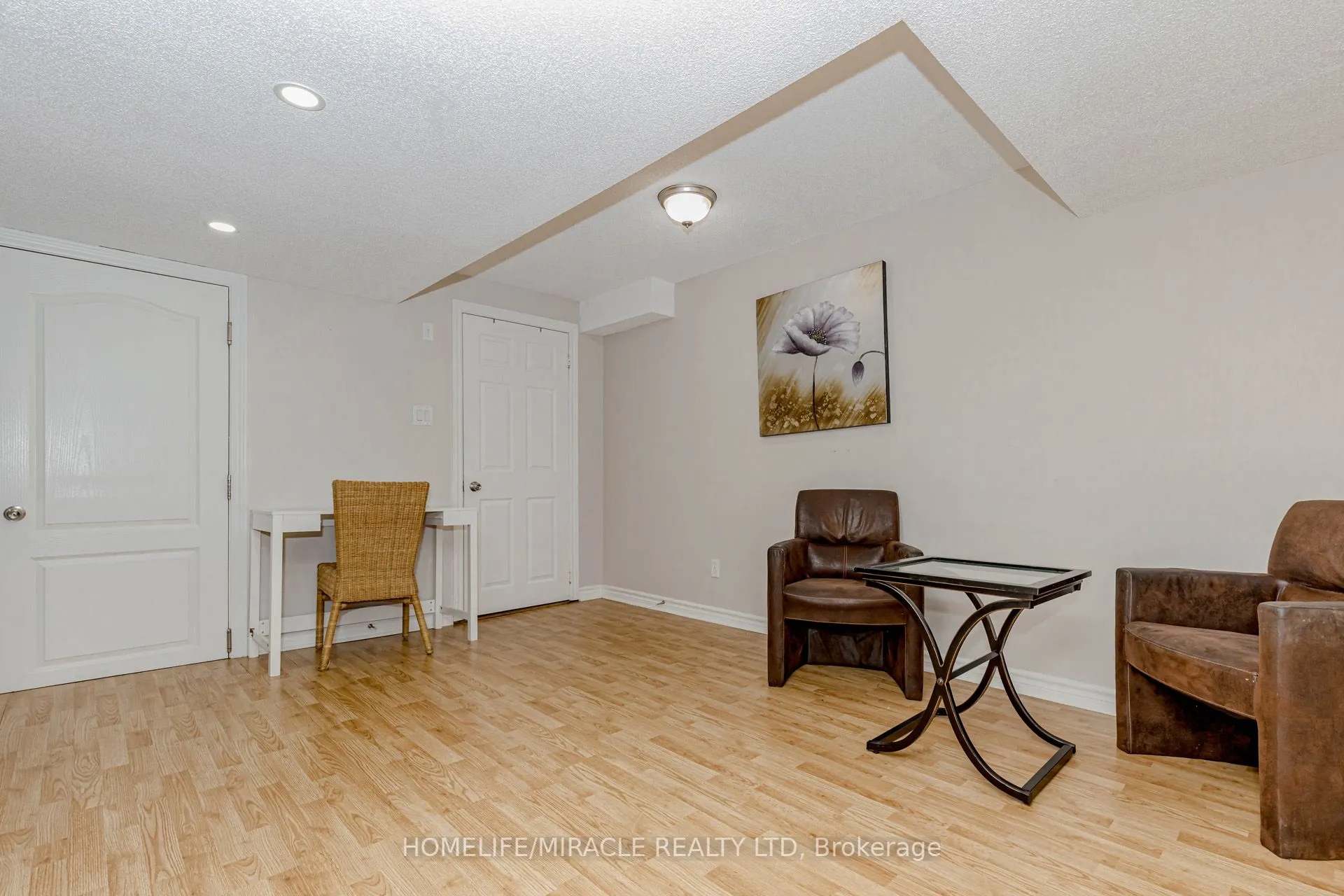 98 Masters Green Crescent