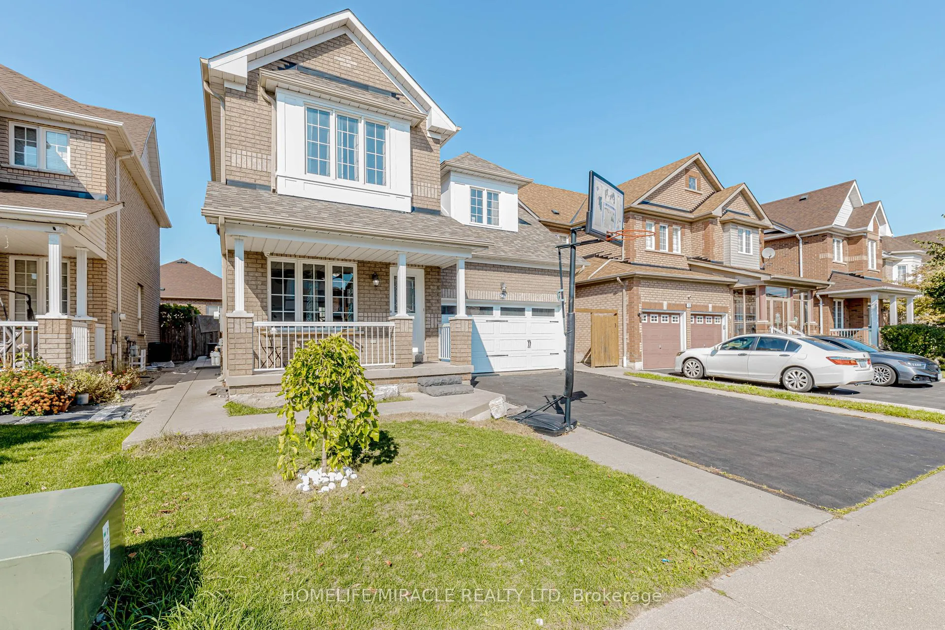 98 Masters Green Crescent