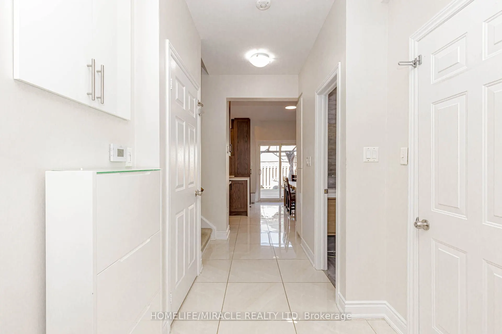 98 Masters Green Crescent