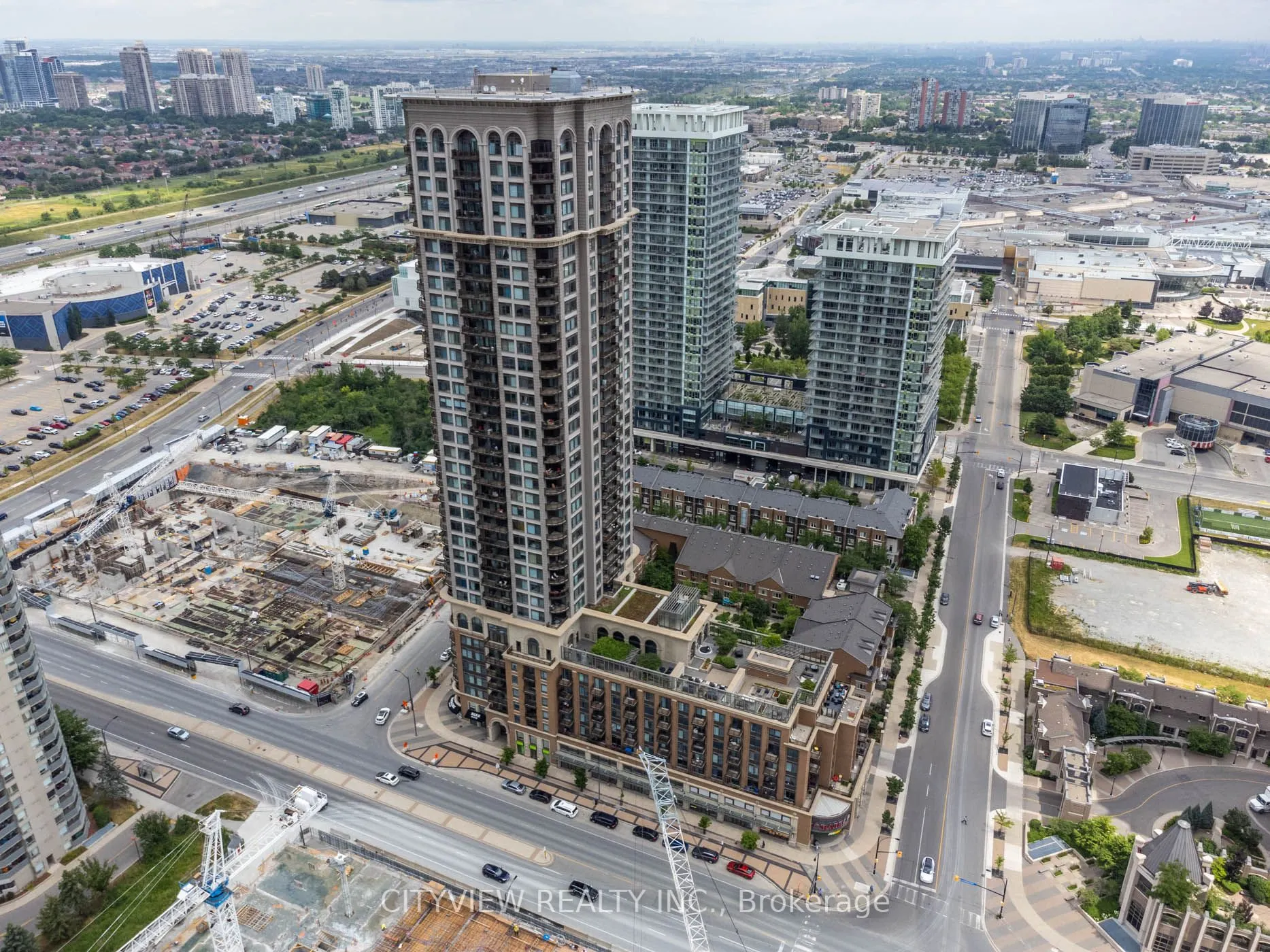 385 Prince Of Wales Drive, #911