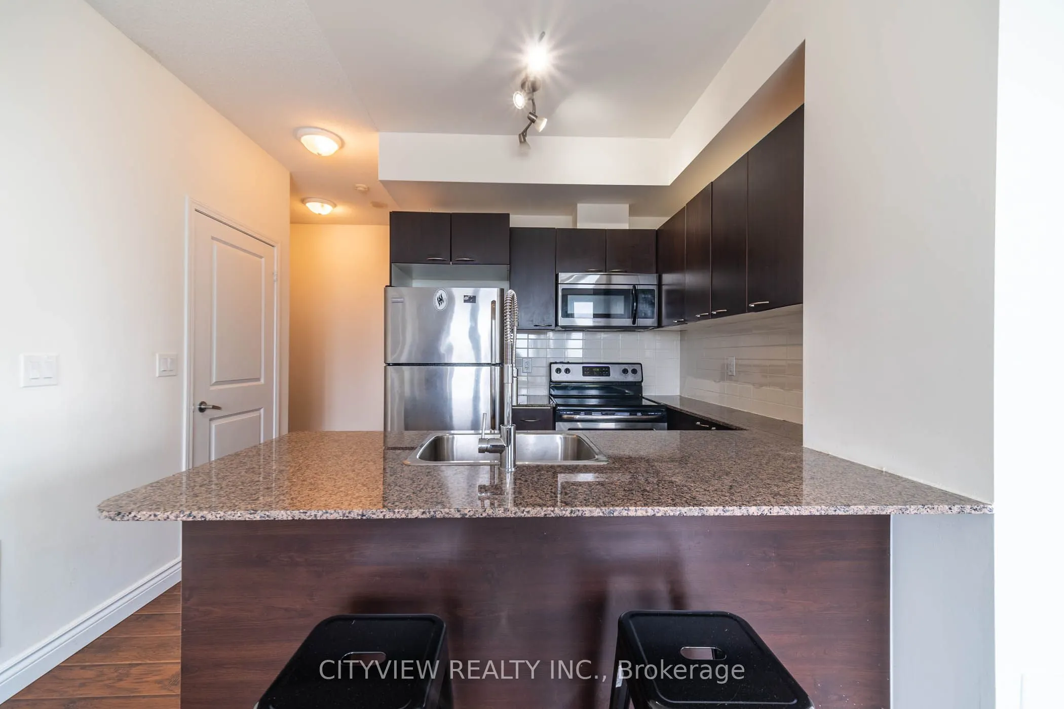 385 Prince Of Wales Drive, #911