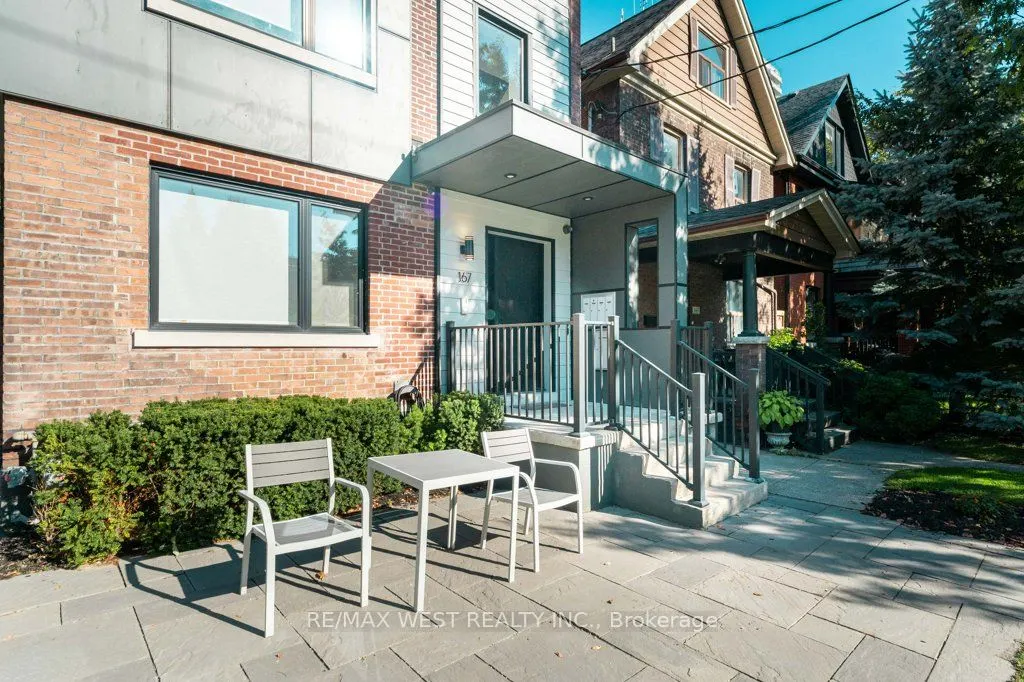 167 Quebec Avenue
