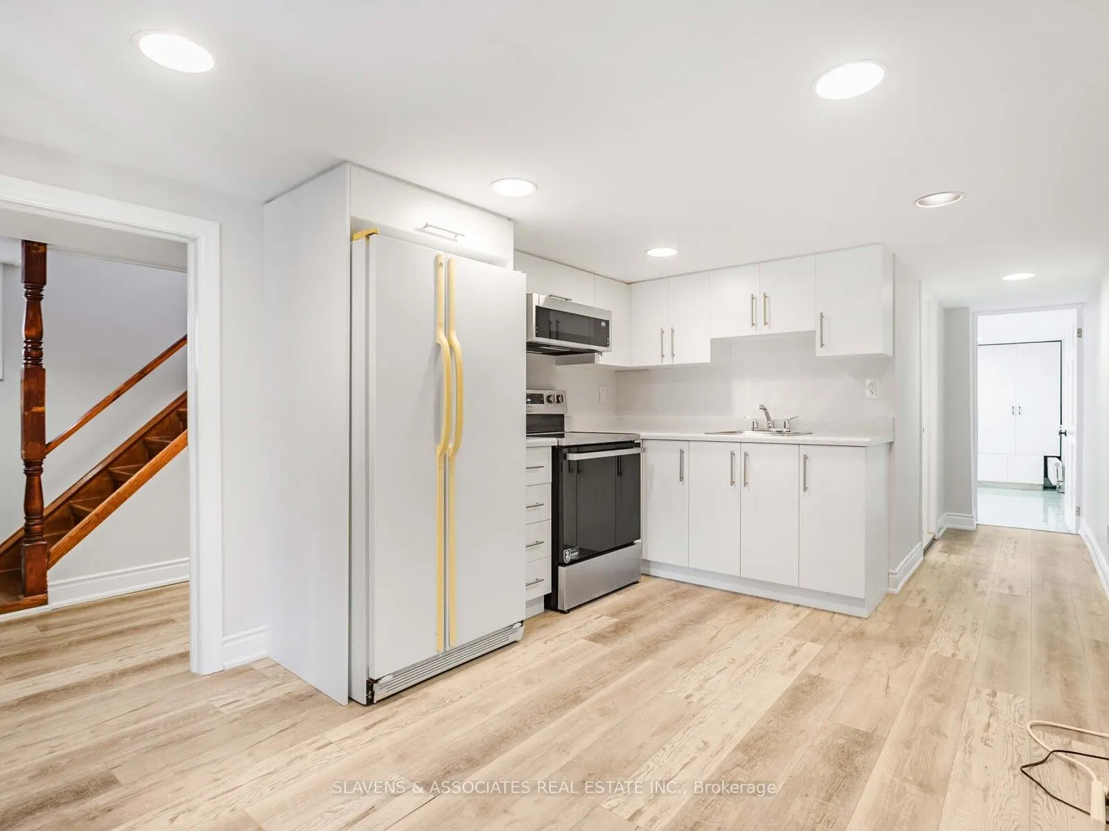 213B Blackthorne Avenue, #Basement