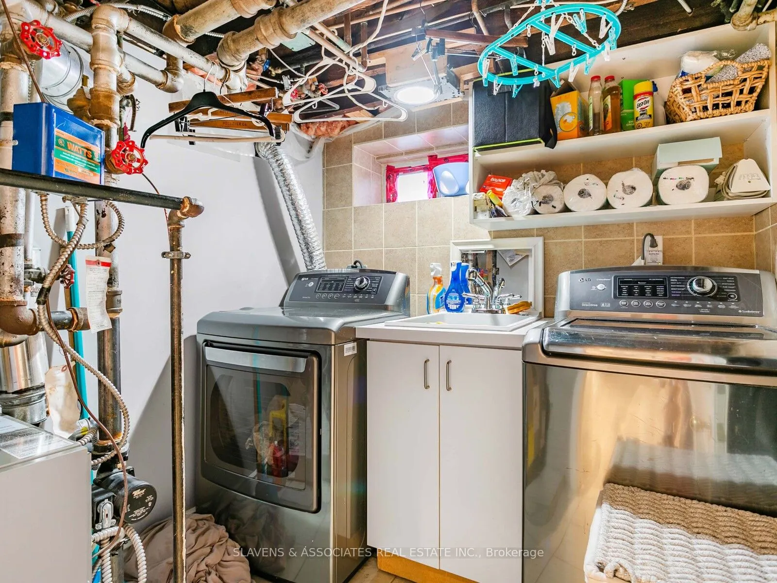 213B Blackthorne Avenue, #Basement