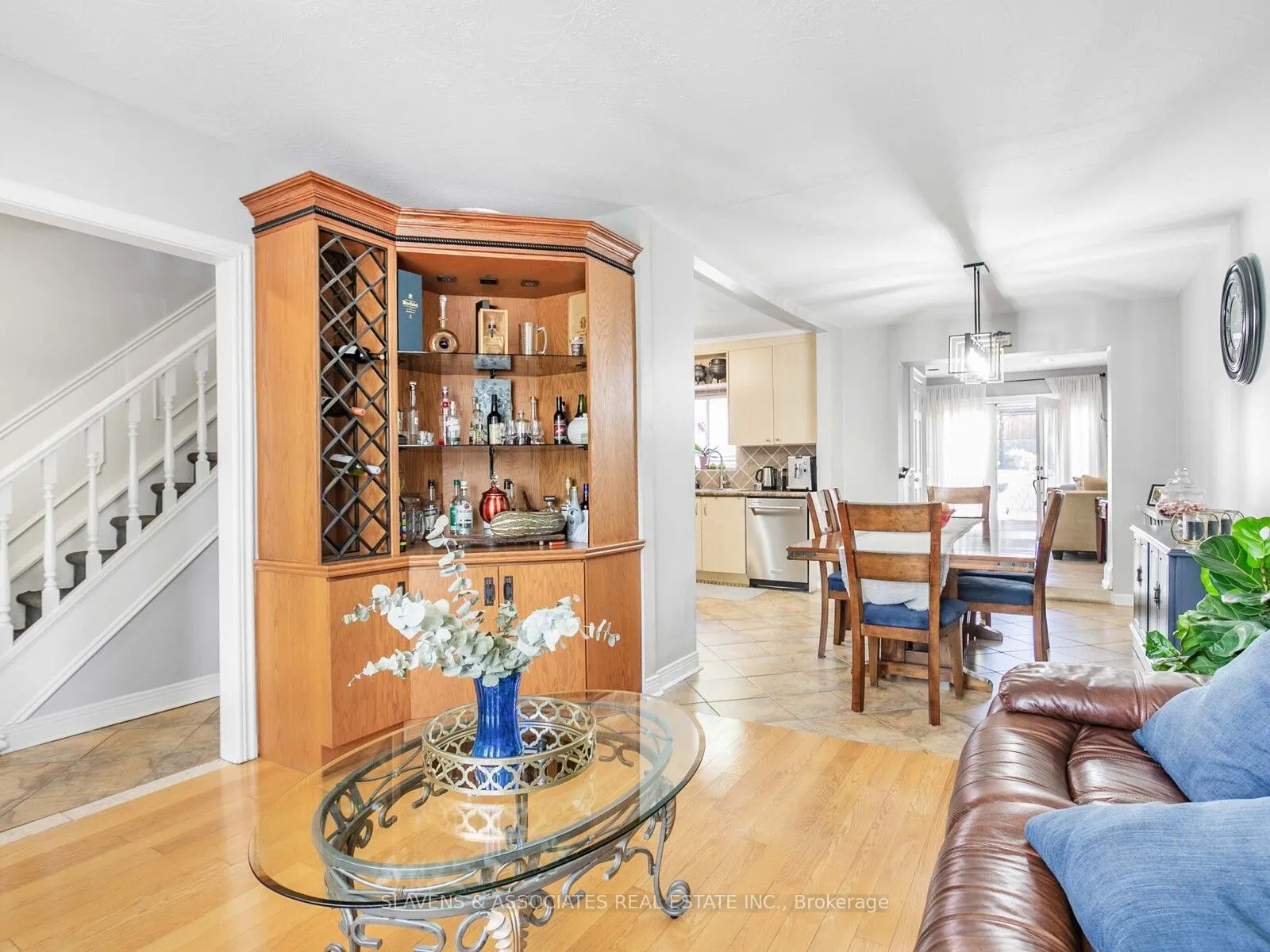 213B Blackthorne Avenue, #Main and 2nd Floor