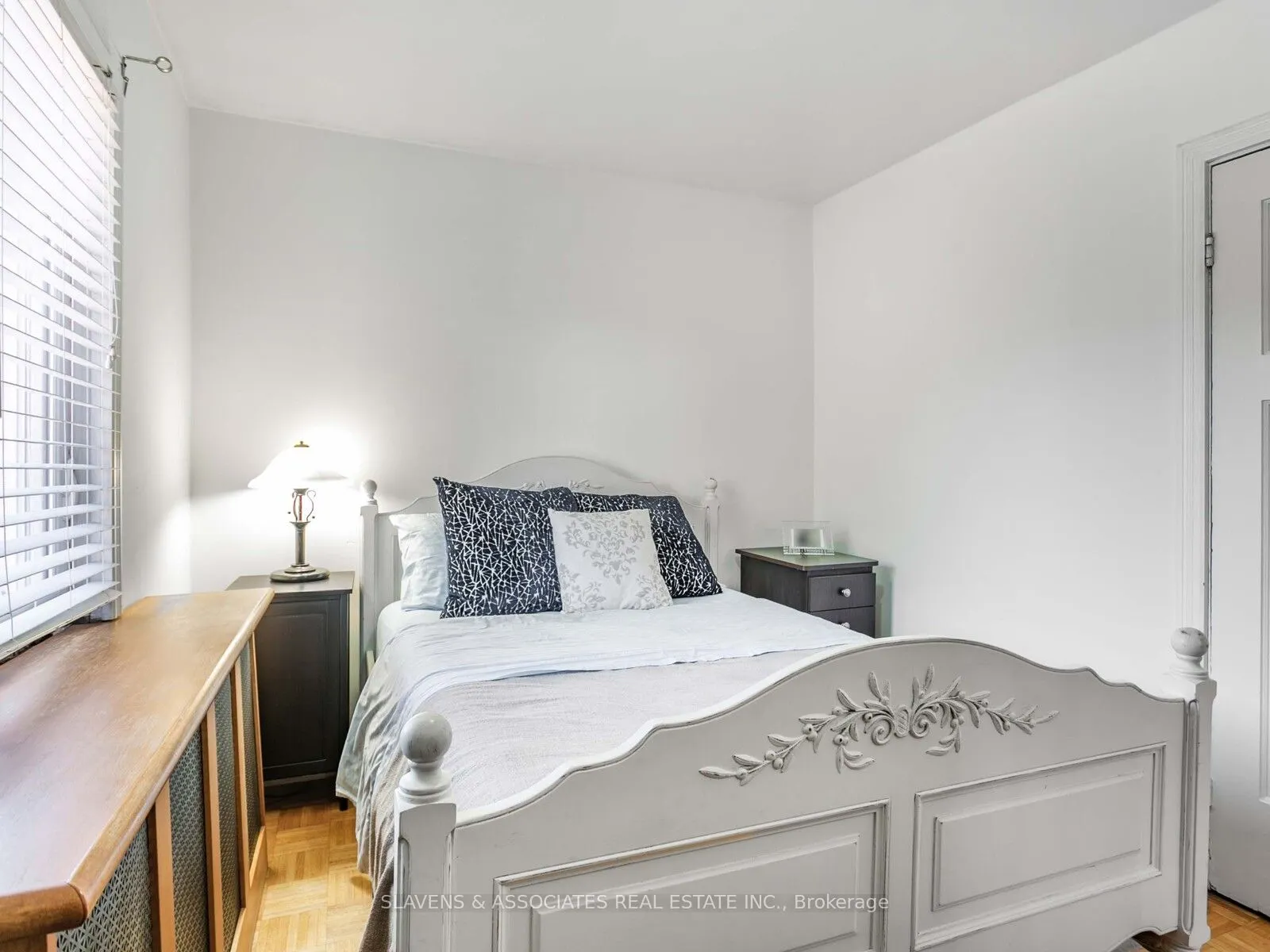 213B Blackthorne Avenue, #Main and 2nd Floor