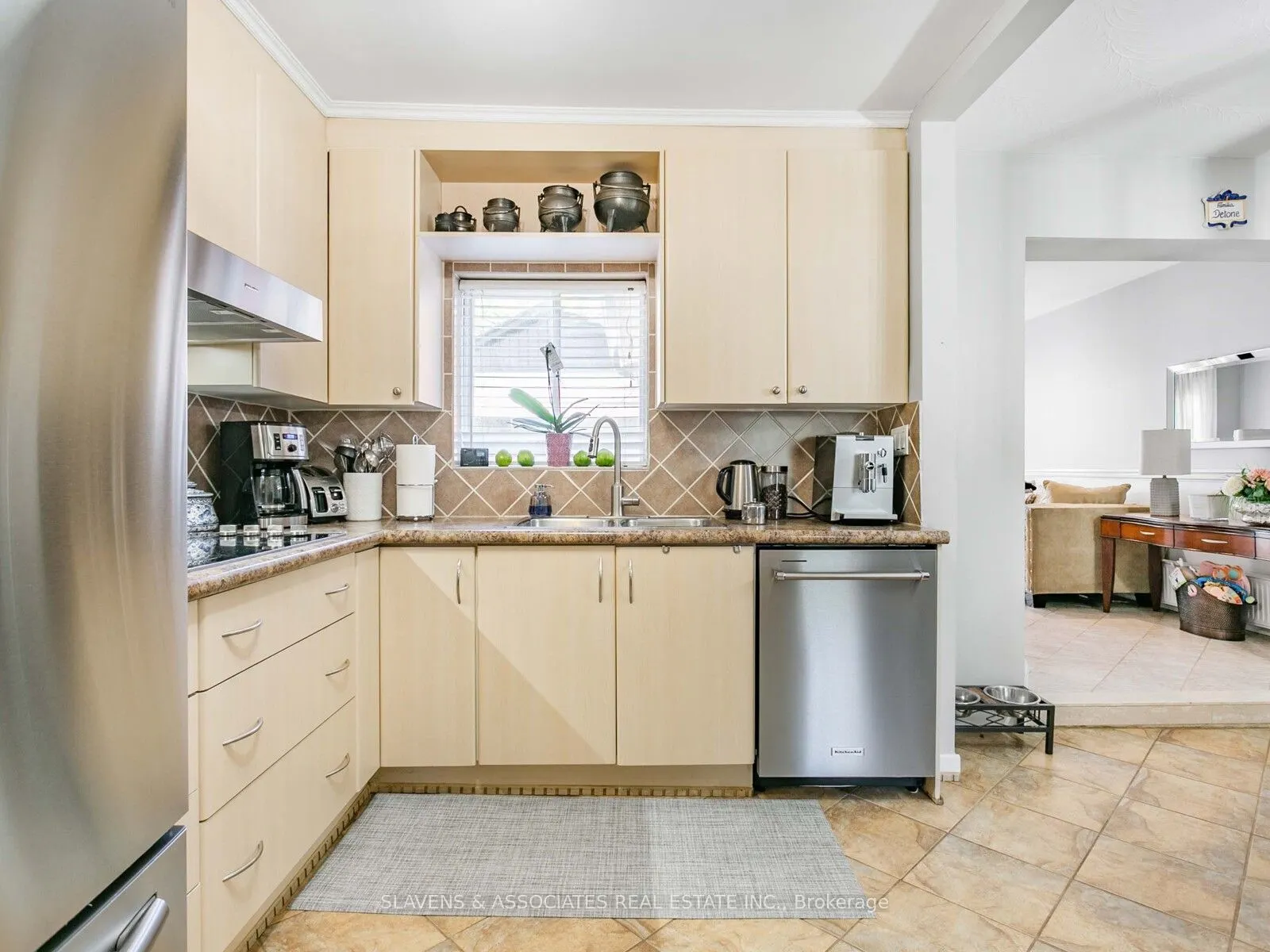 213B Blackthorne Avenue, #Main and 2nd Floor