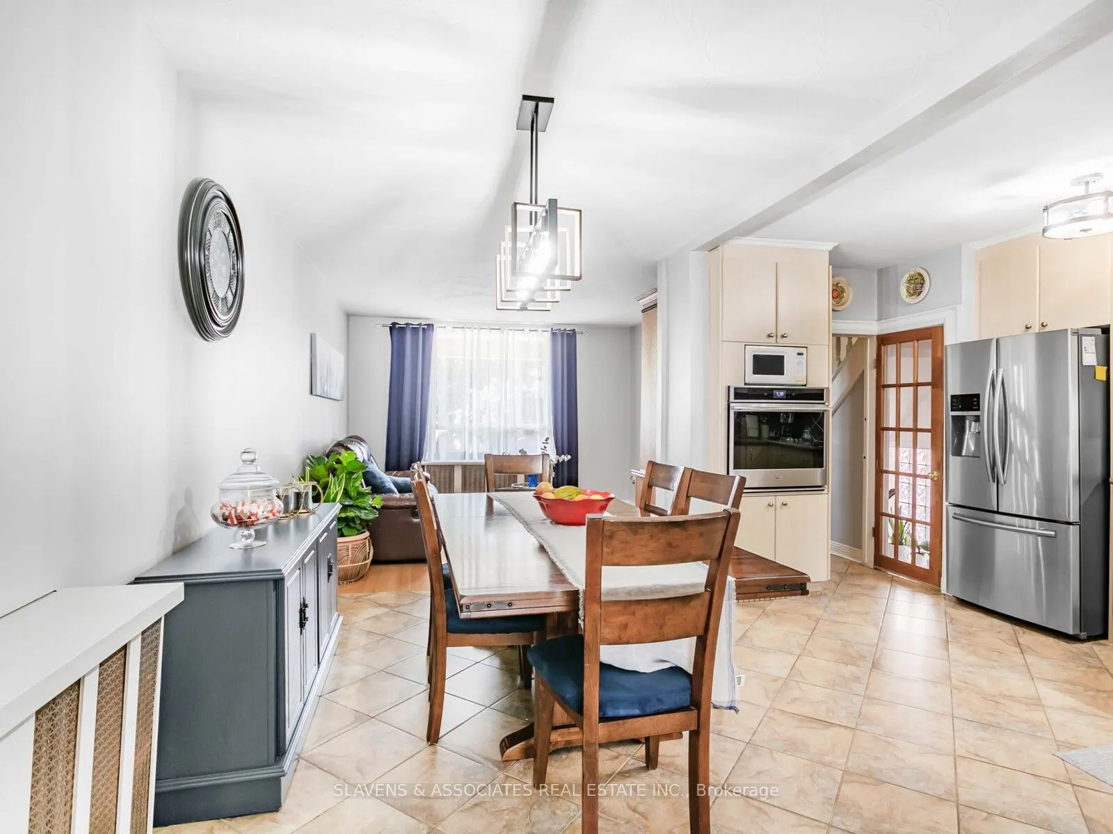 213B Blackthorne Avenue, #Main and 2nd Floor