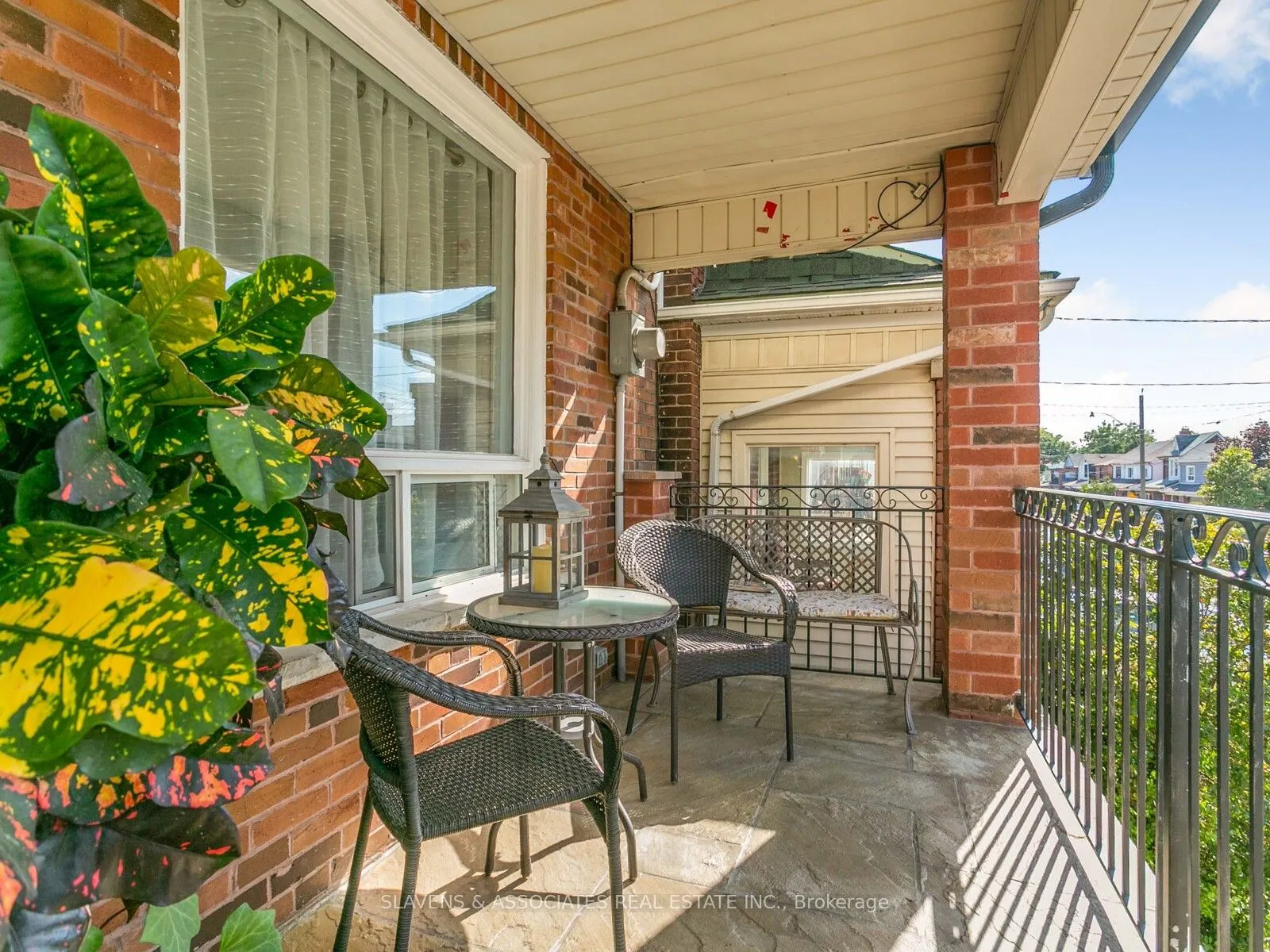 213B Blackthorne Avenue, #Main and 2nd Floor