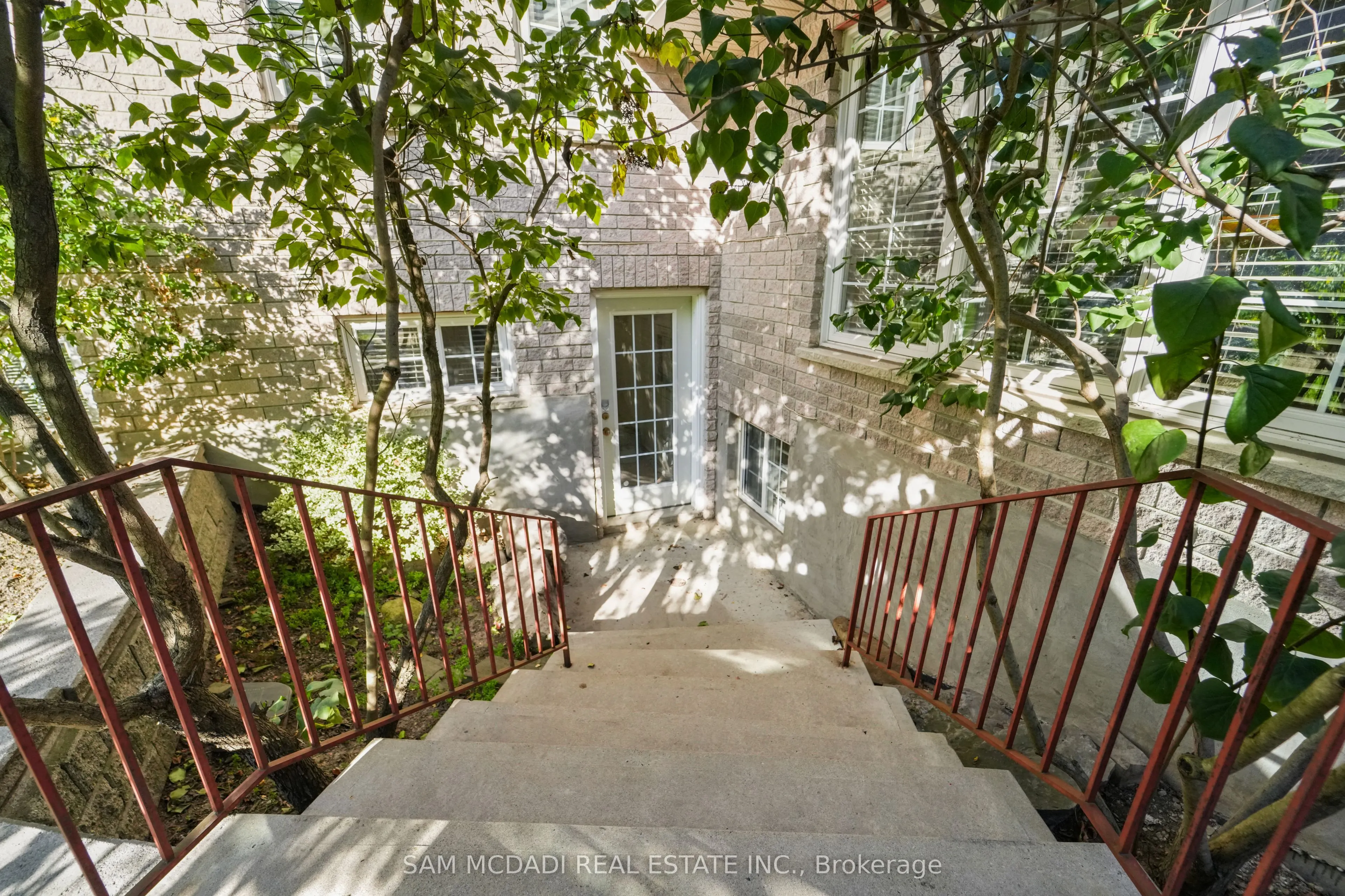 724 Atoka Drive