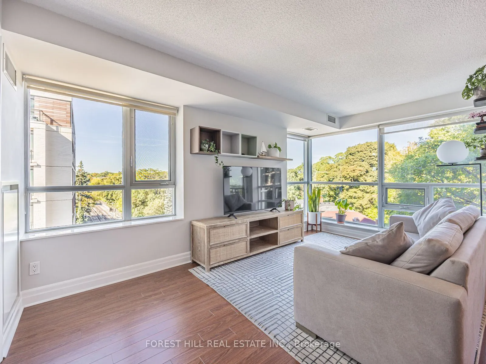 20 Gothic Avenue, #216
