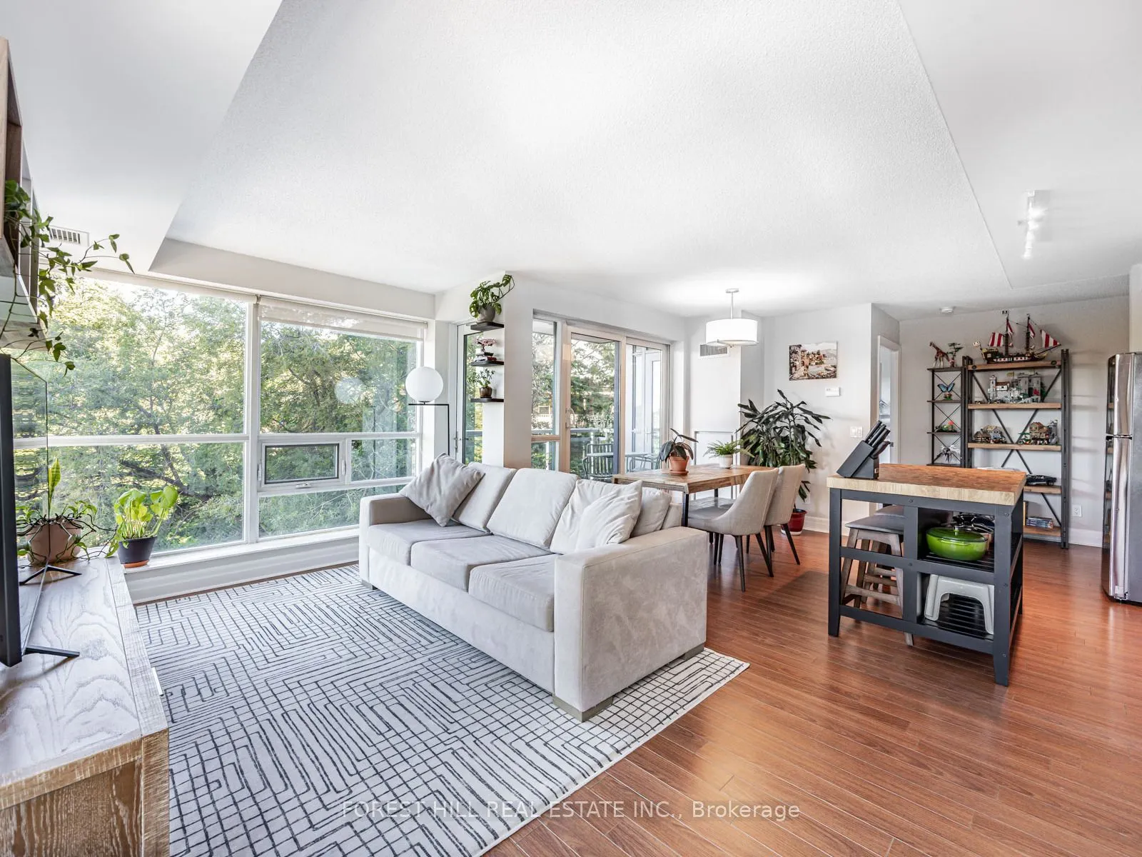 20 Gothic Avenue, #216