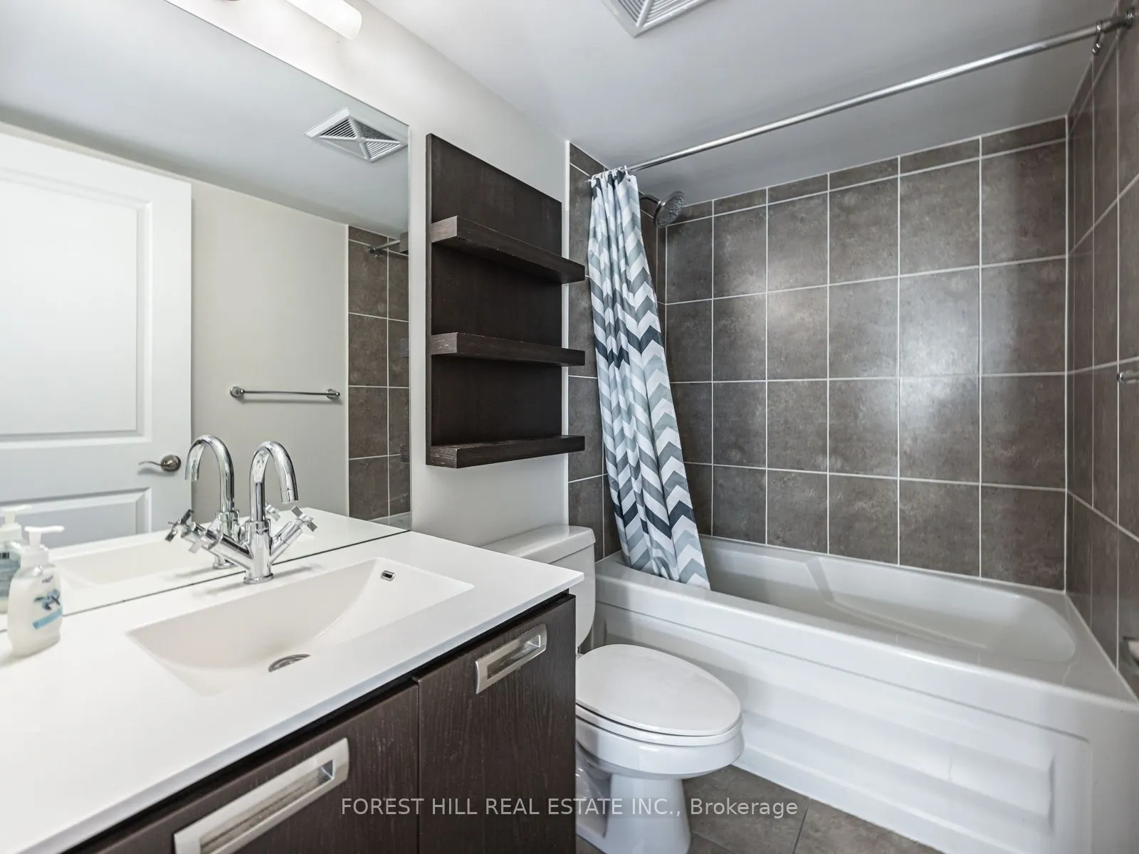 20 Gothic Avenue, #216