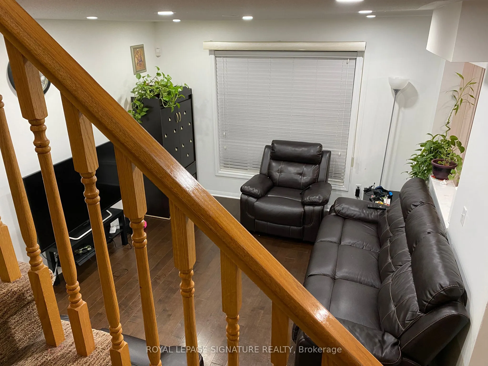 1025 Barclay Circle, #Upper