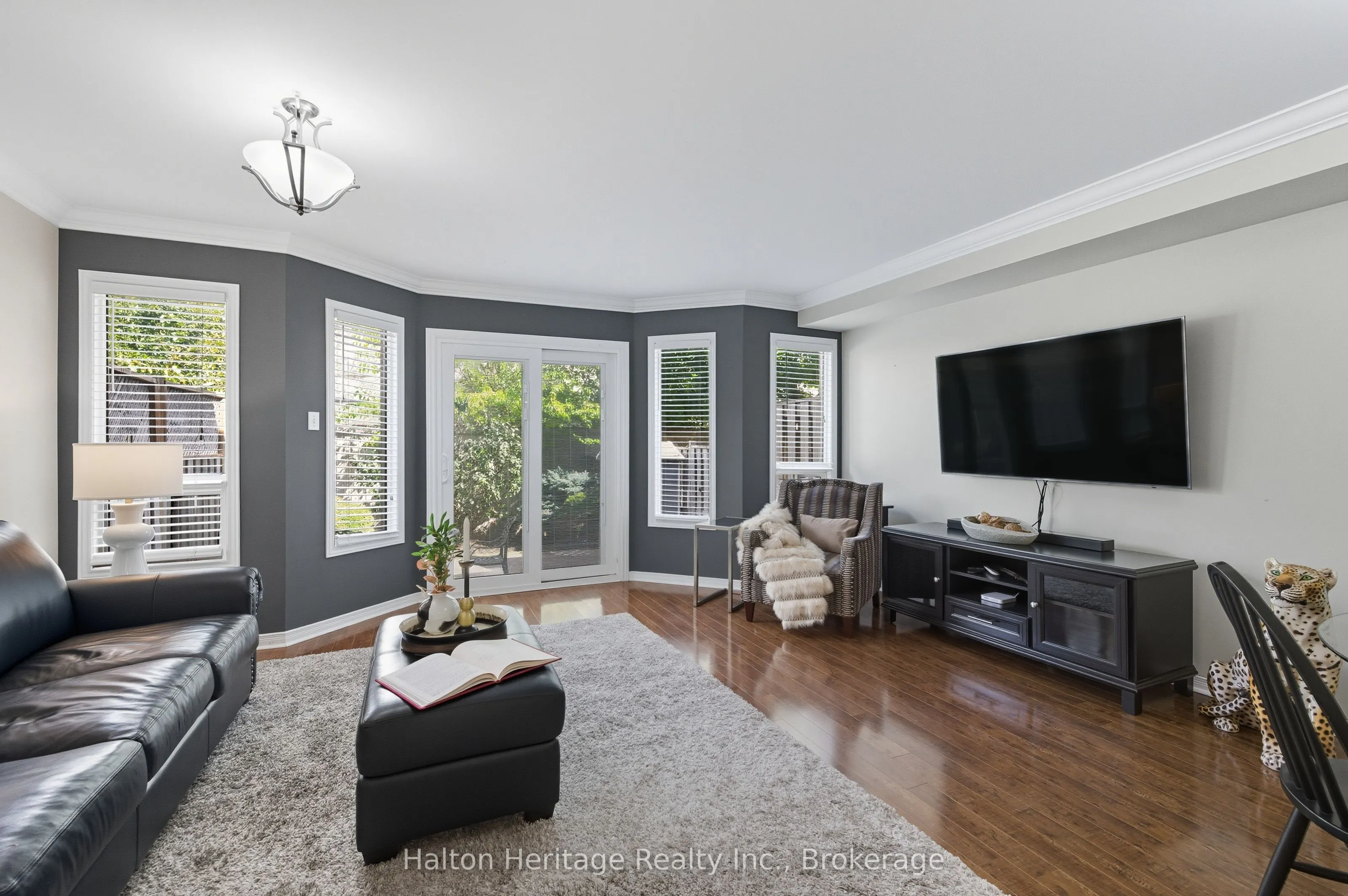 5555 PRINCE WILLIAM Drive, #8