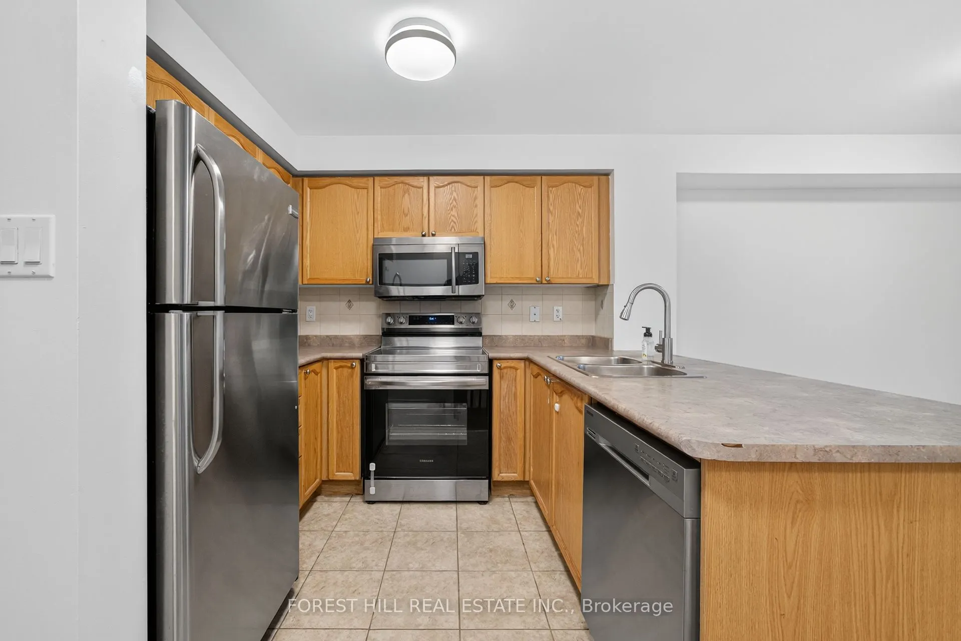 5050 Intrepid Drive, #20