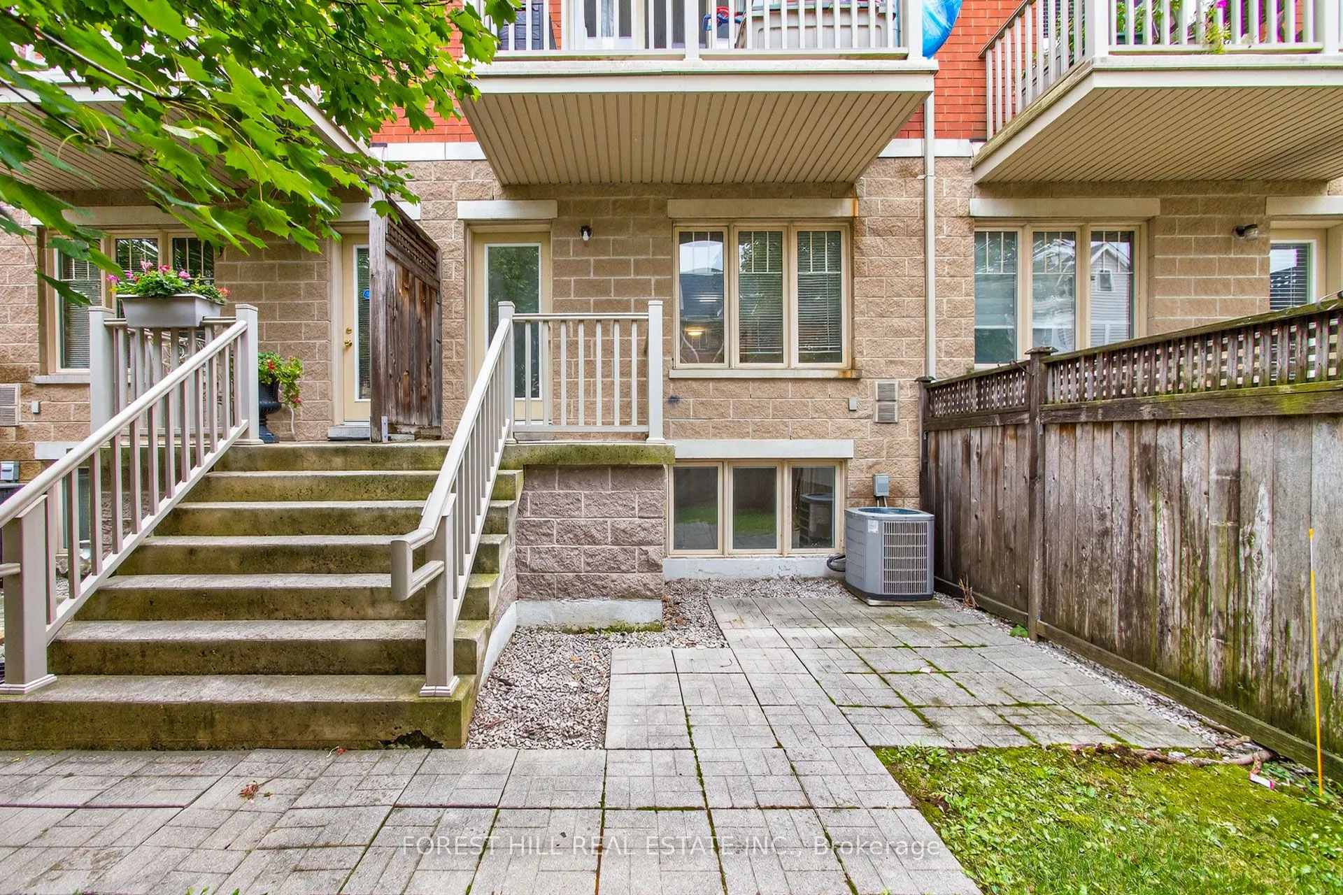 5050 Intrepid Drive, #20