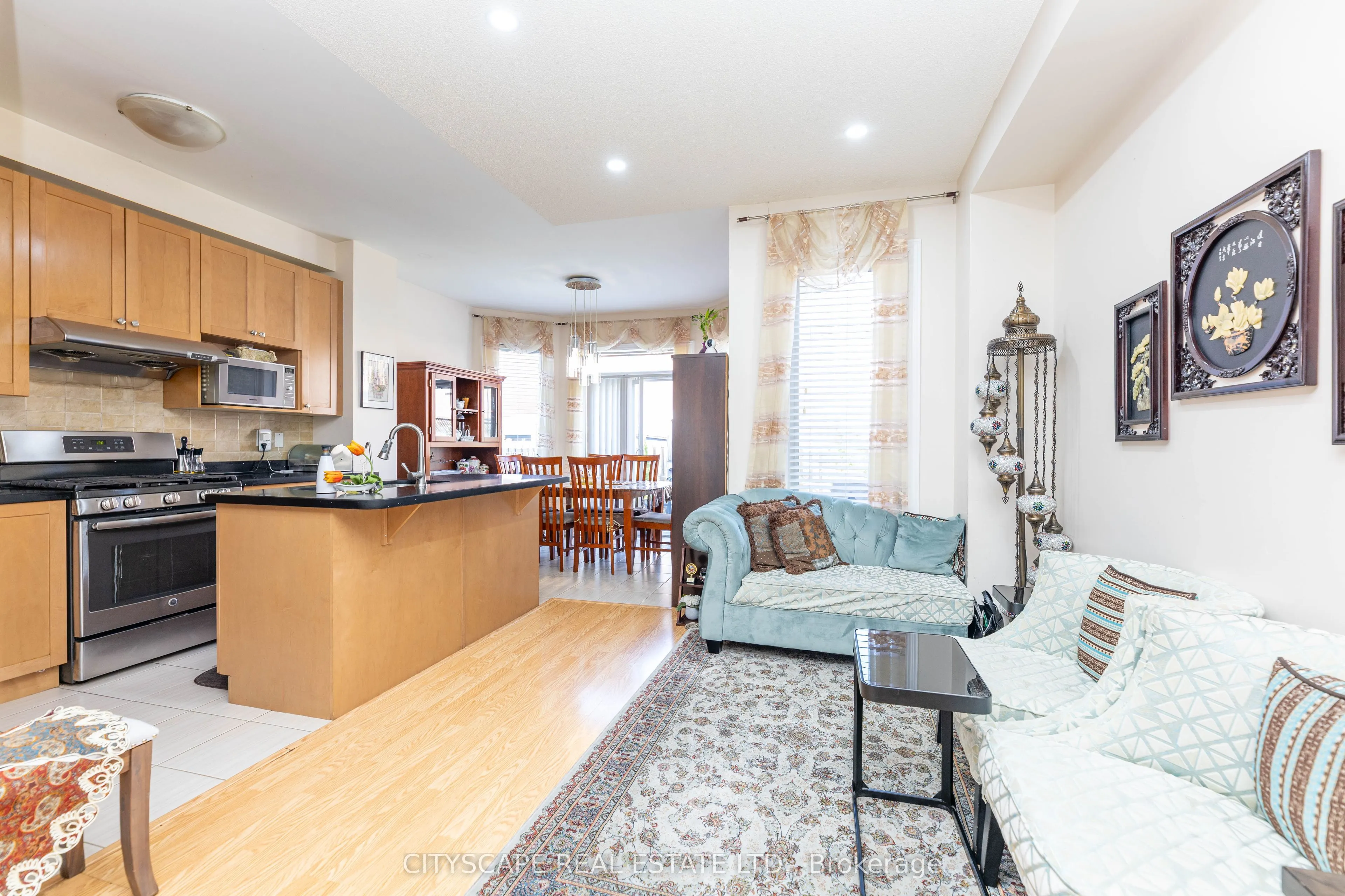 875 Oasis Drive
